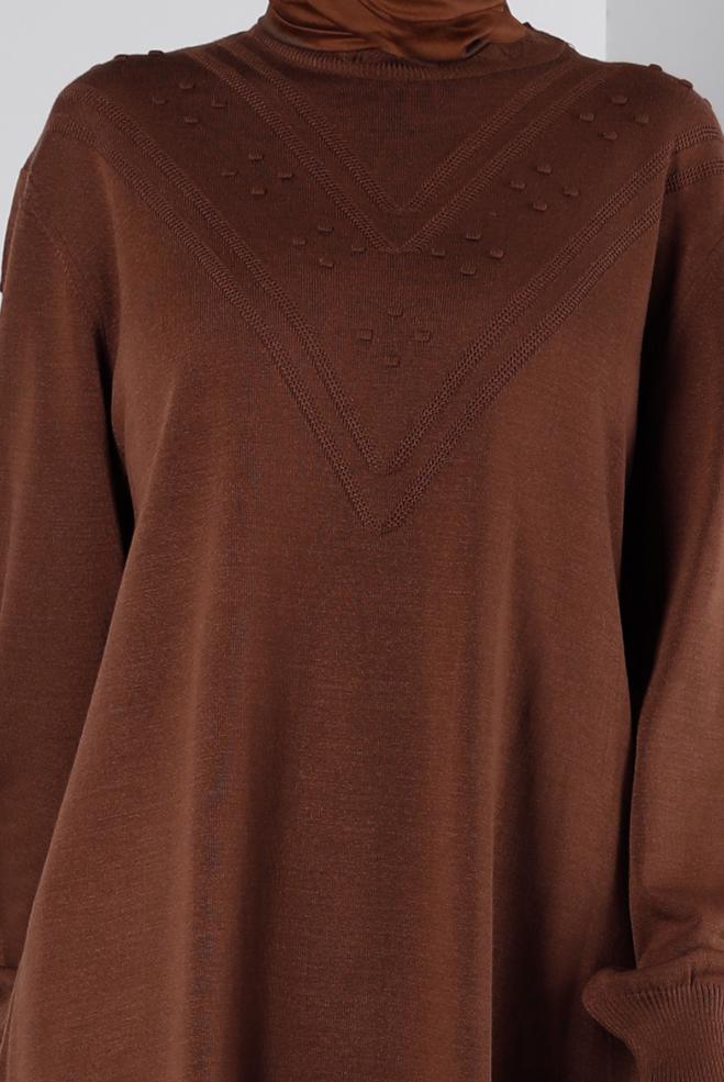 Vêtements hijab BRUN TUNIQUE EN MAILLE AVEC POMPONS 43169 - ALVİNA