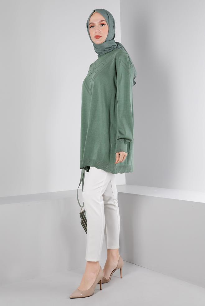 Vêtements hijab VERT TUNIQUE EN MAILLE AVEC POMPONS 43169 - ALVİNA