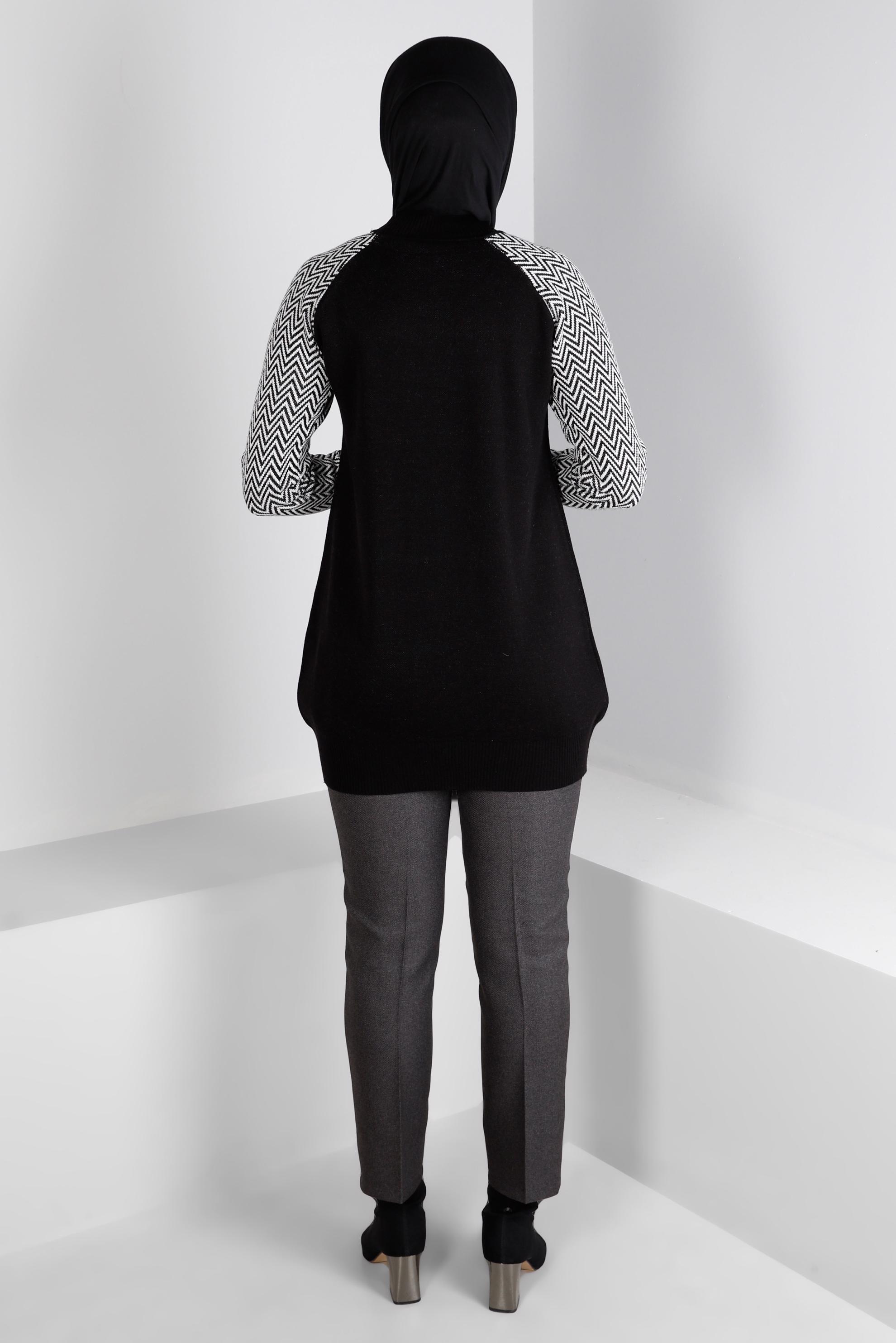 Tesettür giyim SİYAH DESENLİ TRİKO TUNİK 43173