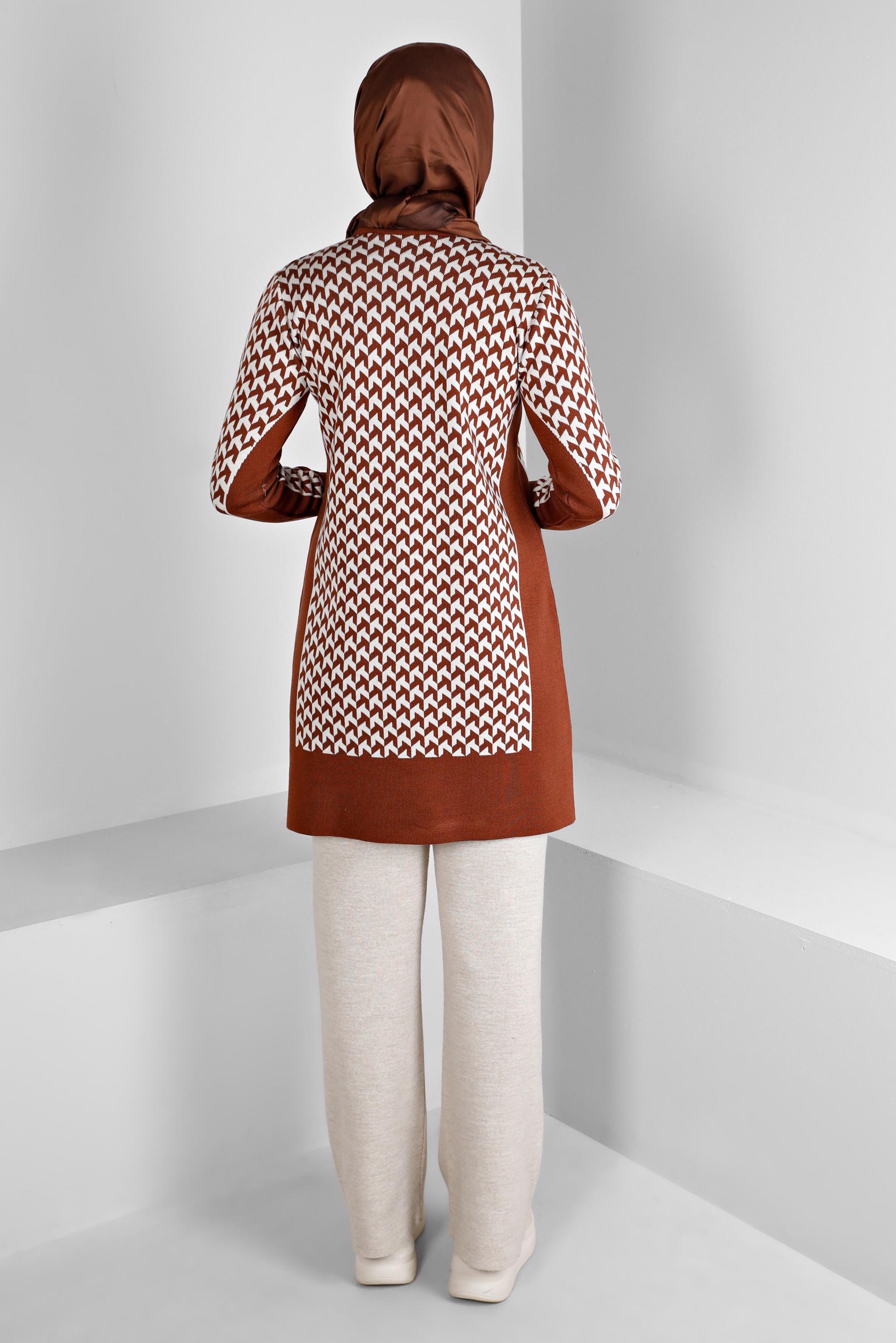 Vêtements hijab BRUN TUNIQUE EN MAILLE À MOTIFS 43174