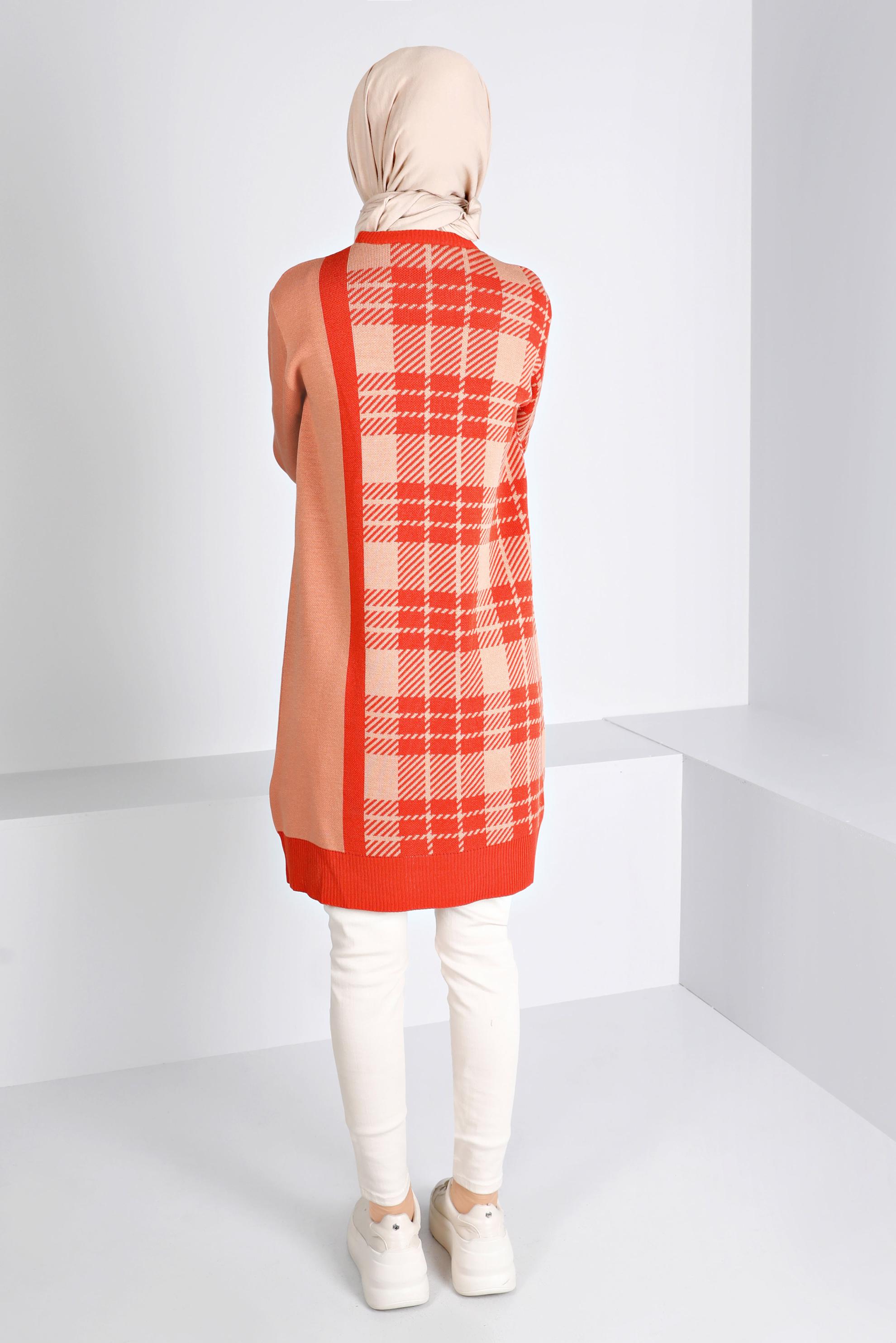 Tesettür giyim PUDRA EKOSE DESENLİ DÜĞMELİ TRİKO TUNİK 43175	