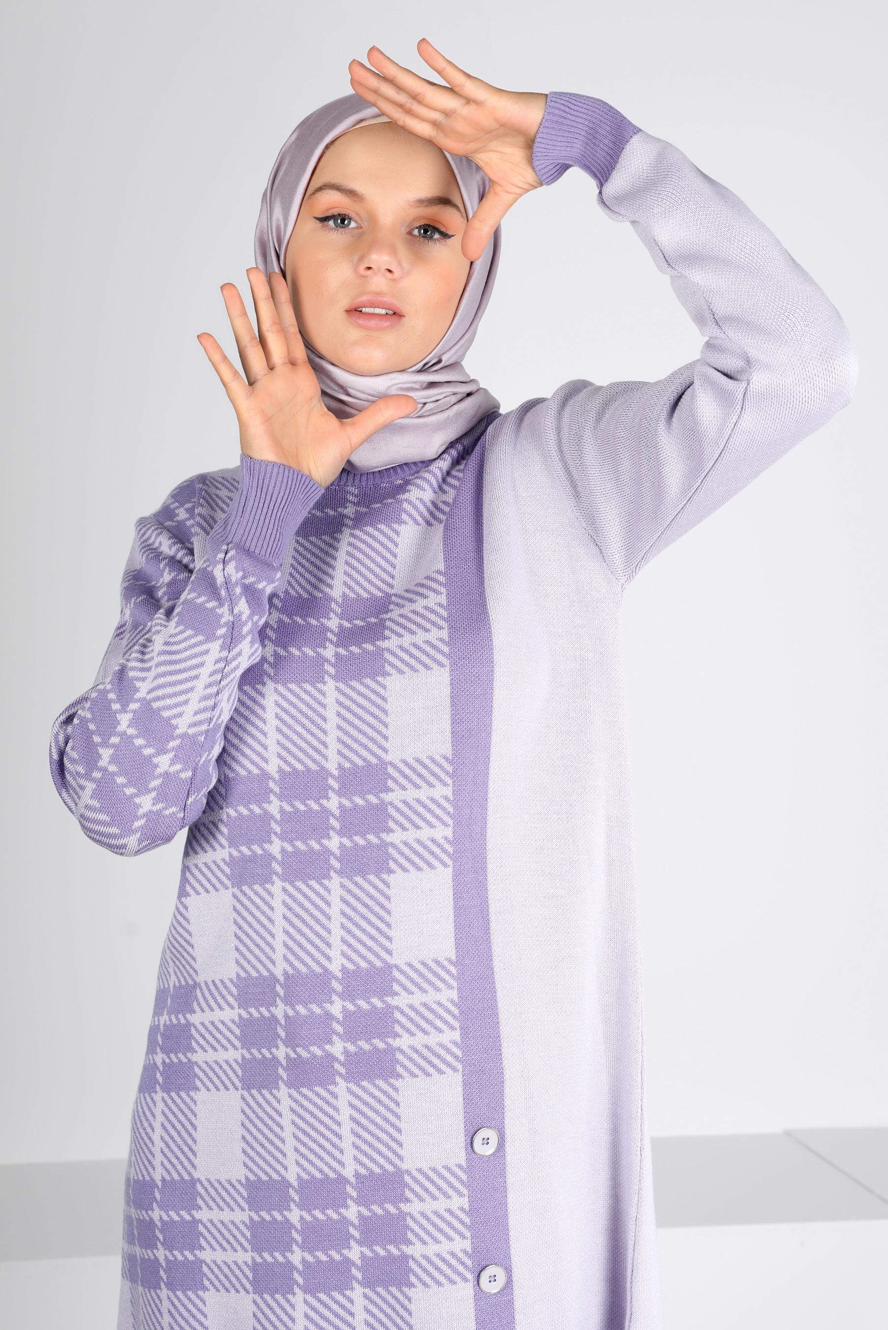 Tesettür giyim MOR EKOSE DESENLİ DÜĞMELİ TRİKO TUNİK 43175	