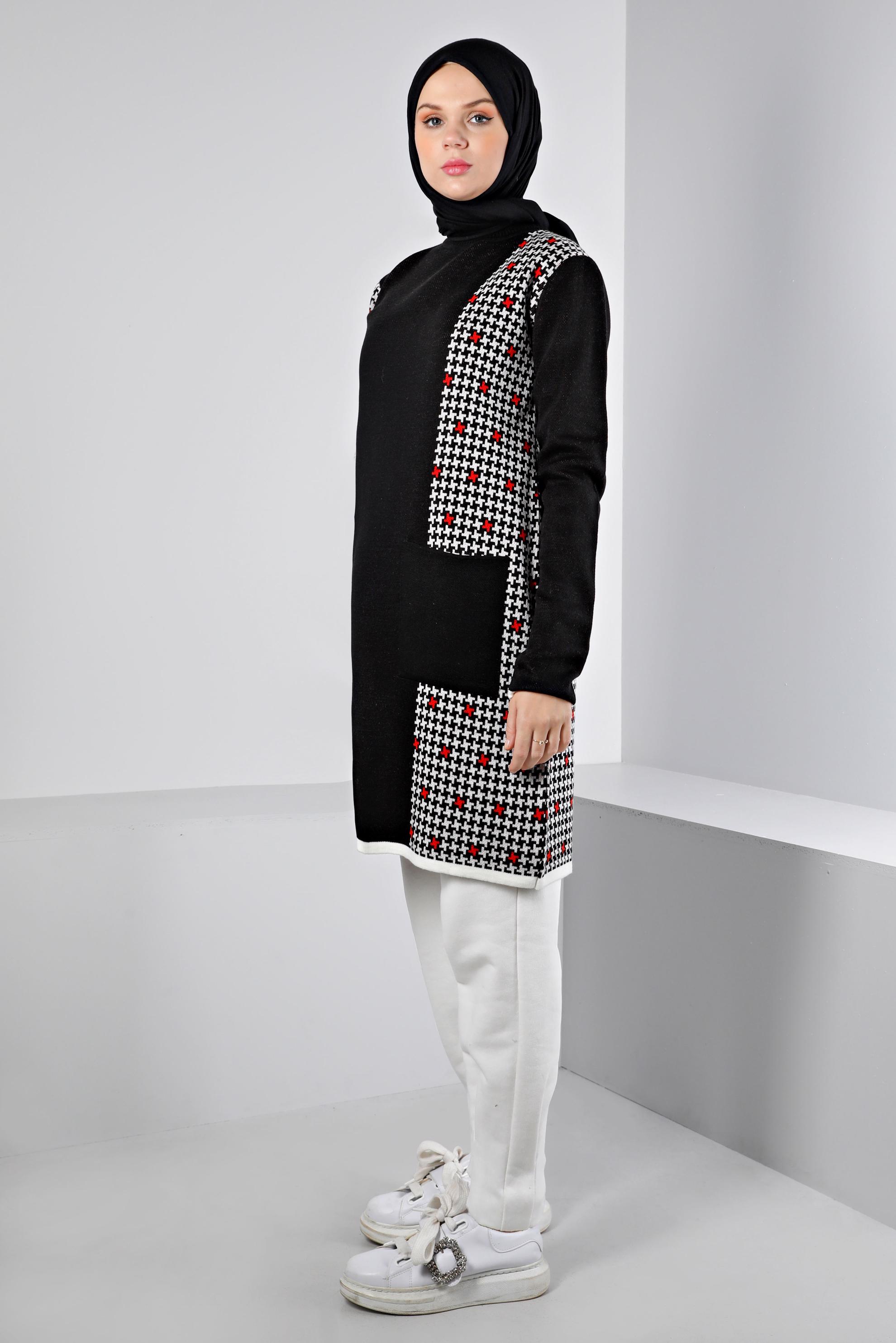 Tesettür giyim SİYAH DESENLİ CEPLİ TRİKO TUNİK 43177