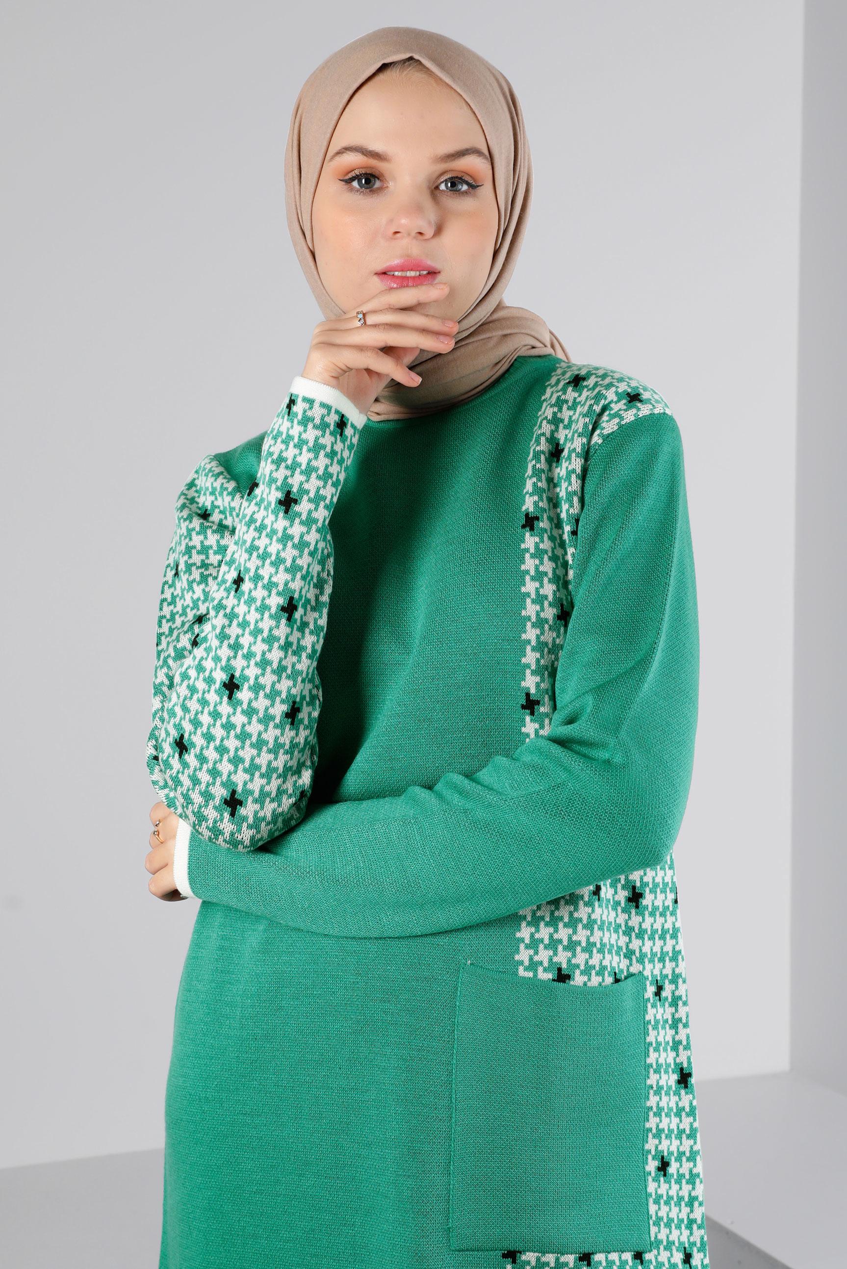 Tesettür giyim YEŞİL DESENLİ CEPLİ TRİKO TUNİK 43177