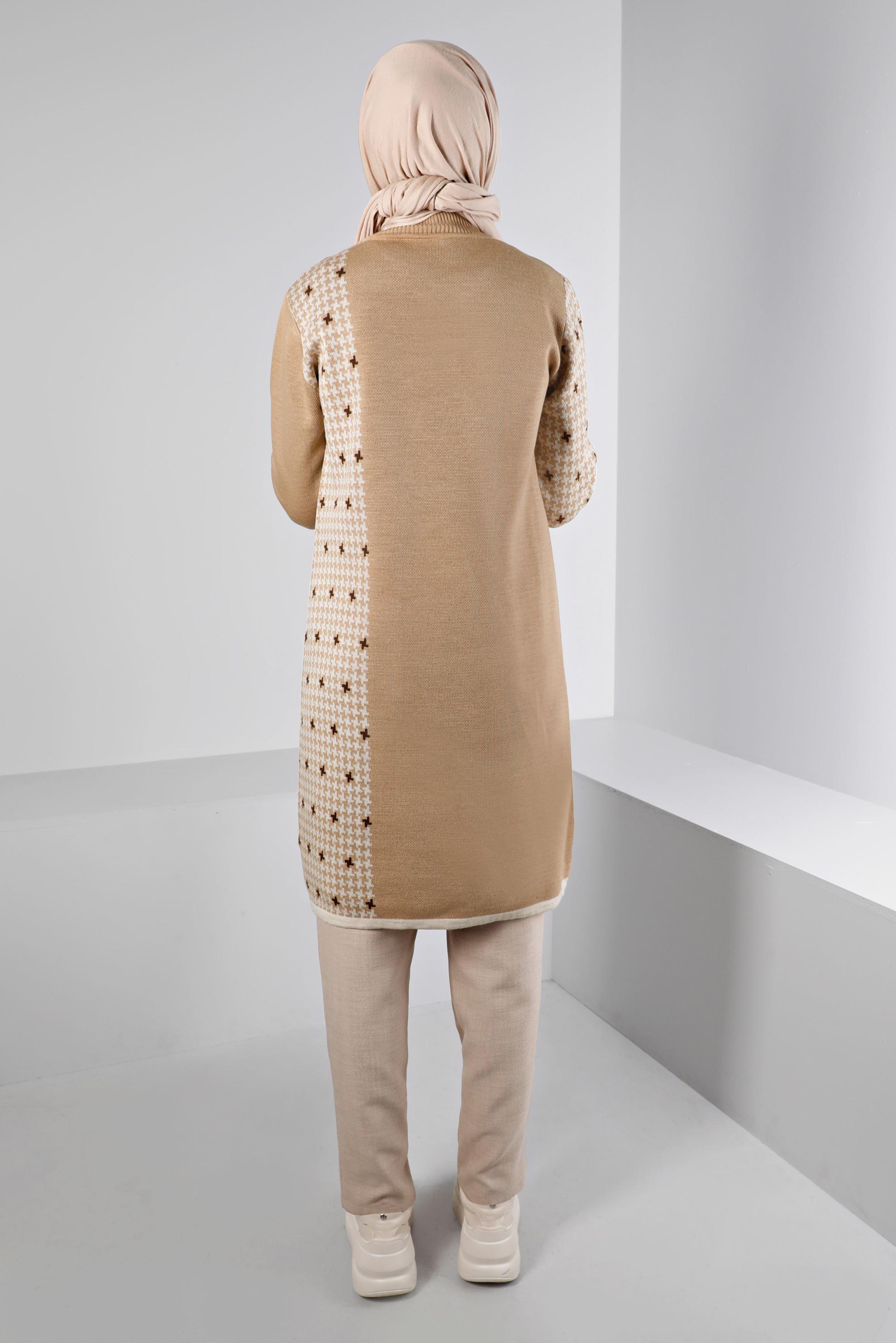 Tesettür giyim KAHVE DESENLİ CEPLİ TRİKO TUNİK 43177