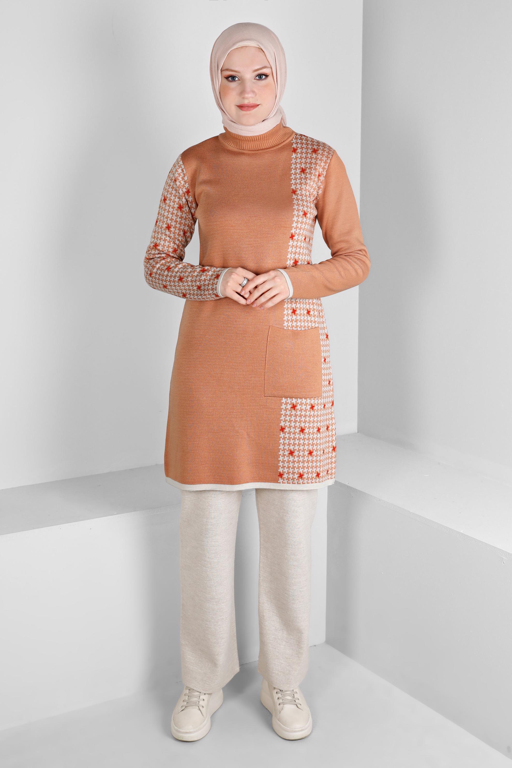Tesettür giyim PUDRA DESENLİ CEPLİ TRİKO TUNİK 43177