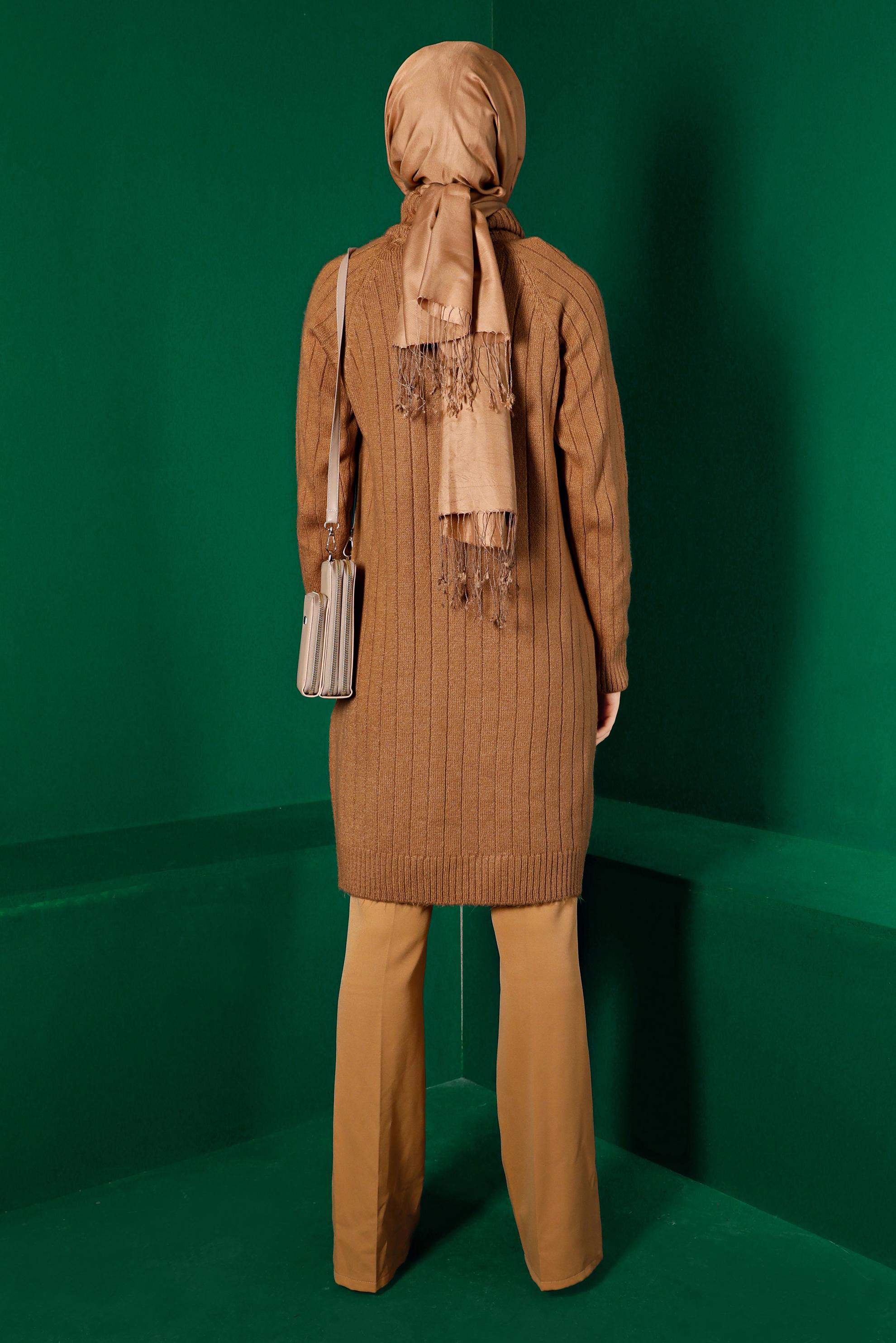 Tesettür giyim KAHVE KENDİNDEN DESENLİ TRİKO TUNİK 43181 