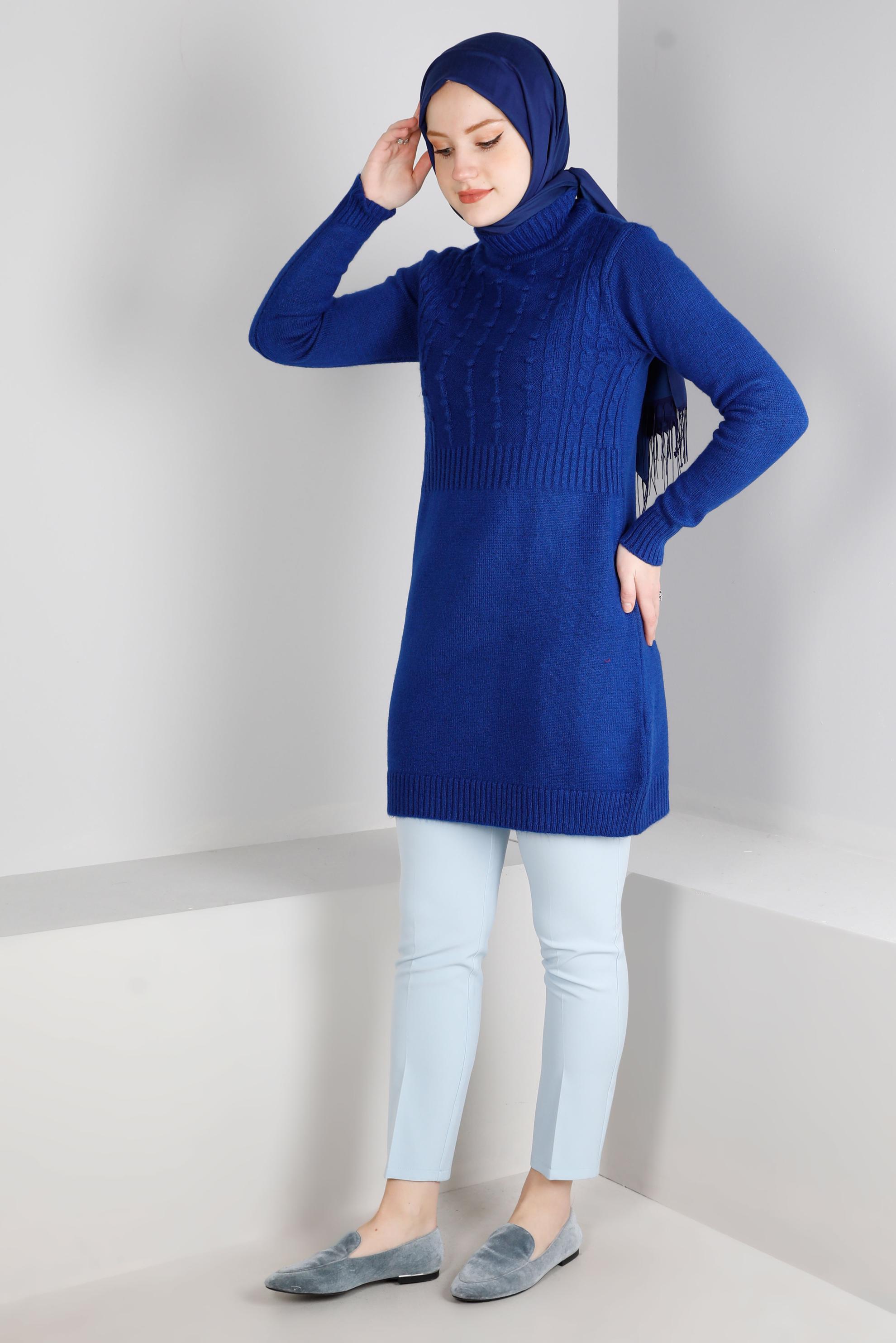 Tesettür giyim LACİVERT PONPON DETAYLI BOĞAZLI TRİKO TUNİK 43182