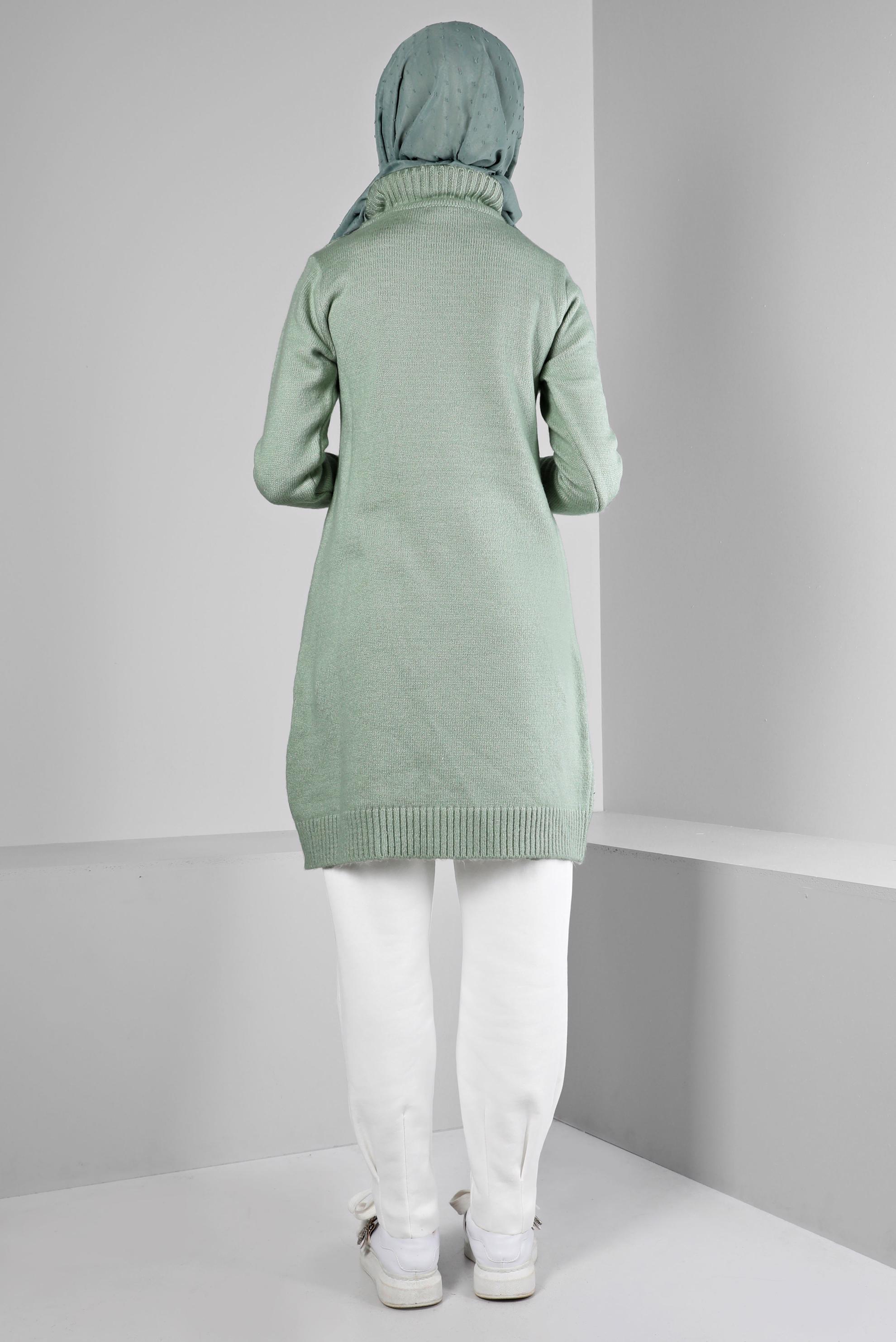 Tesettür giyim YEŞİL PONPON DETAYLI BOĞAZLI TRİKO TUNİK 43182