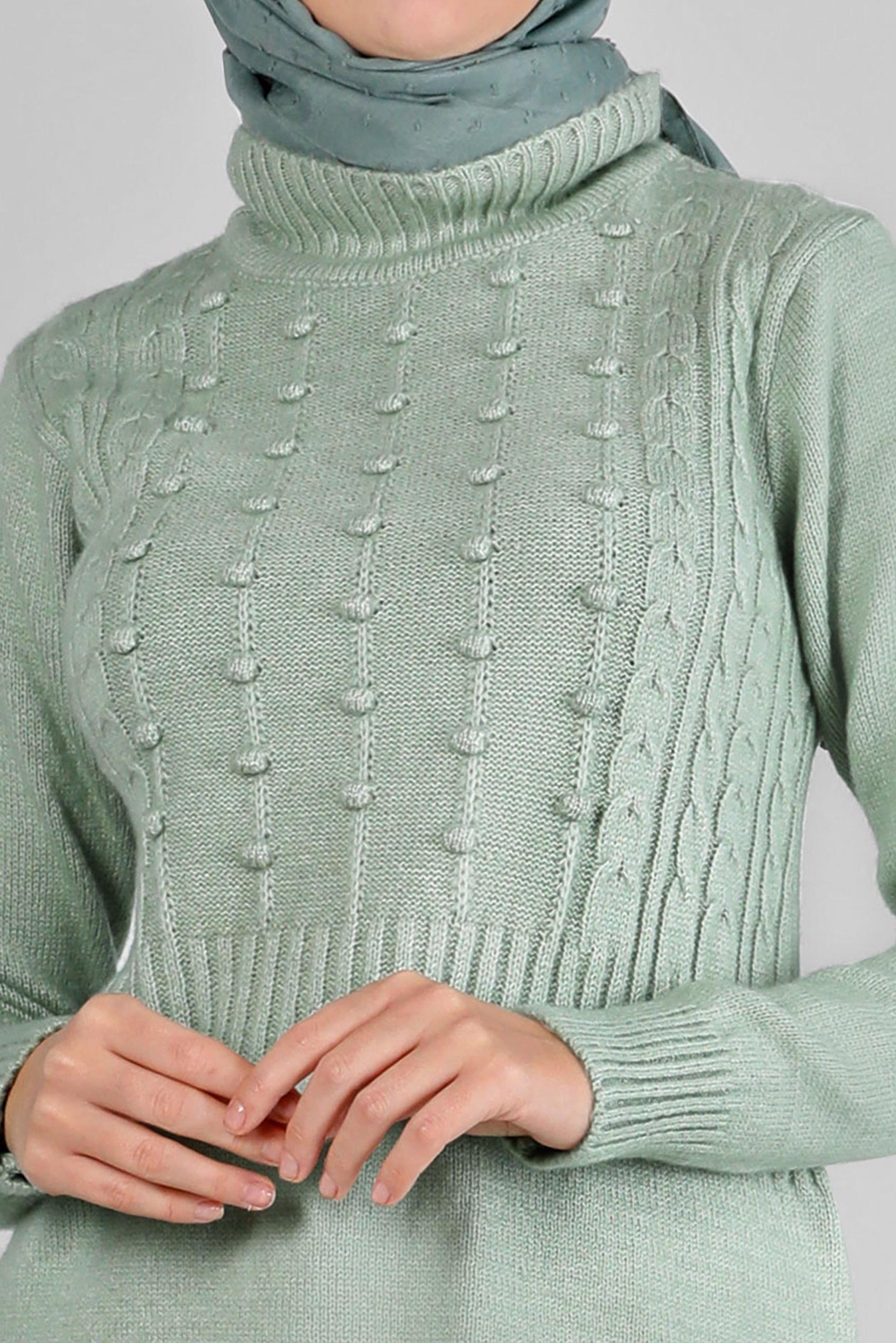 Tesettür giyim YEŞİL PONPON DETAYLI BOĞAZLI TRİKO TUNİK 43182