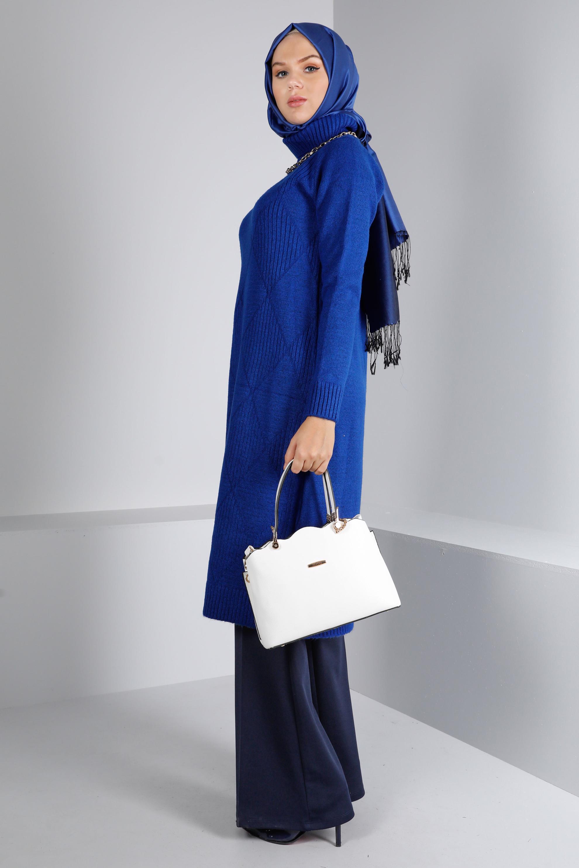 Tesettür giyim LACİVERT KENDİNDEN DESENLİ BALIKÇI YAKA TRİKO TUNİK 43183	