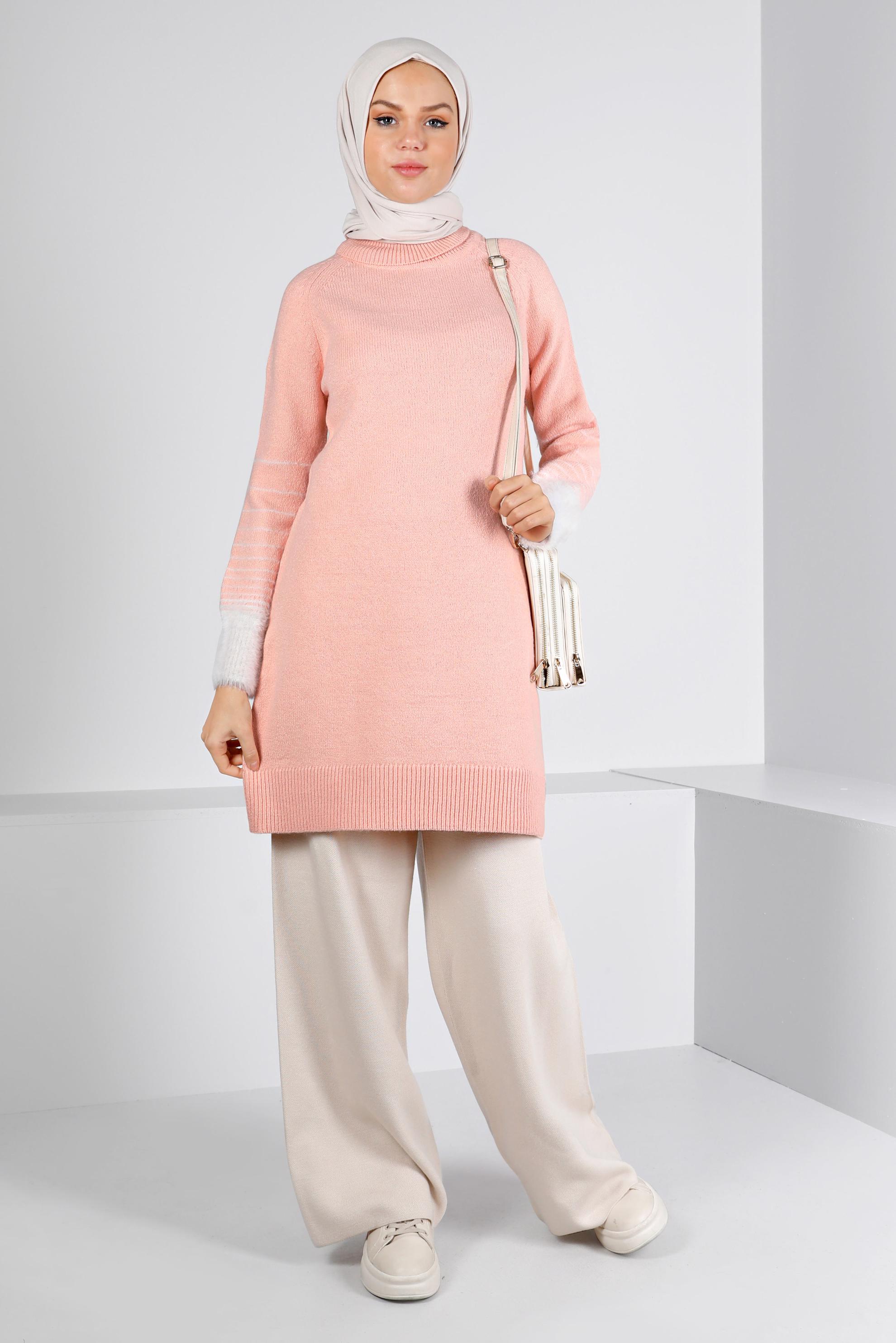 Tesettür giyim PUDRA MANŞETLERİ TÜYLÜ TRİKO TUNİK 43240