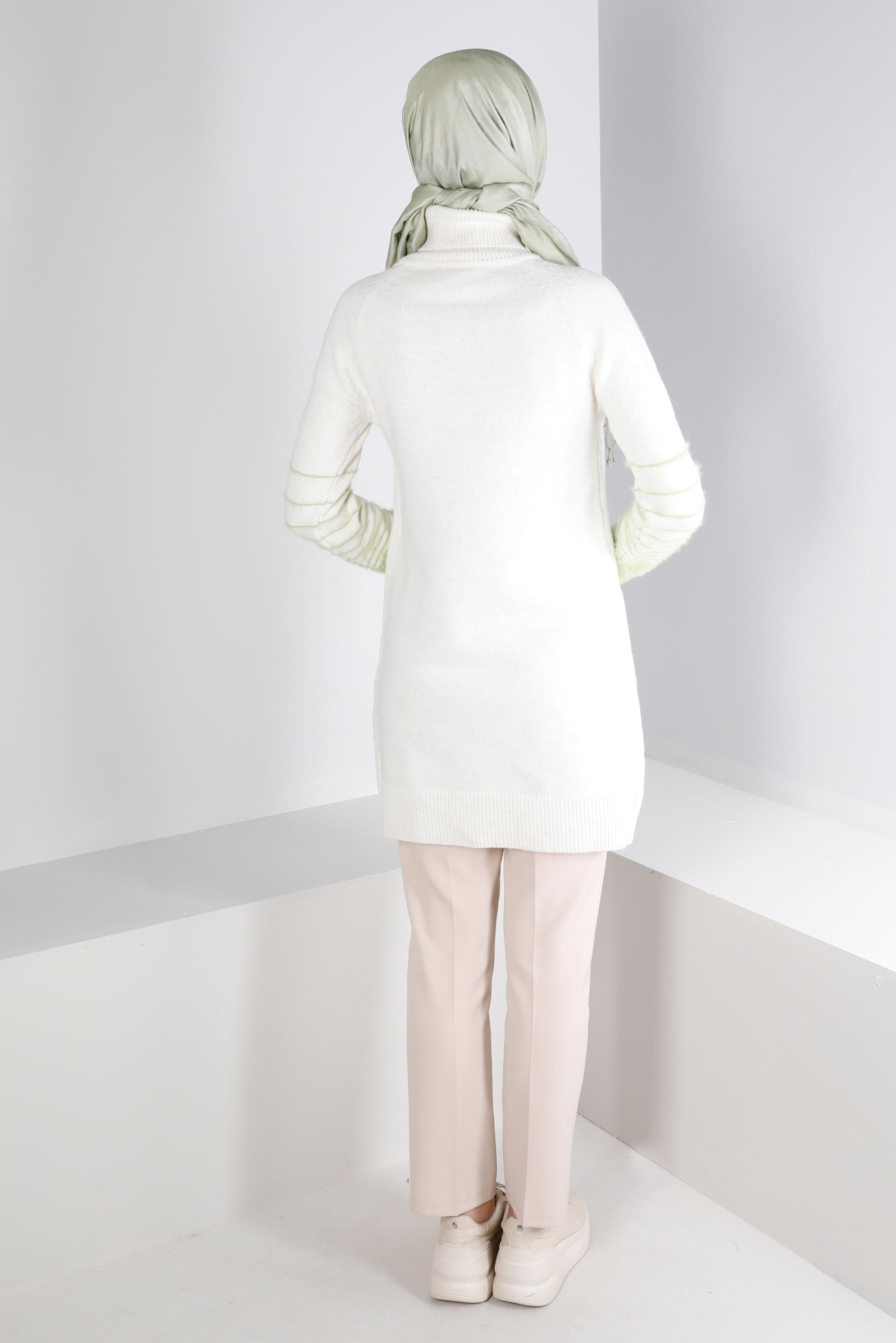 Tesettür giyim BEJ MANŞETLERİ TÜYLÜ TRİKO TUNİK 43240