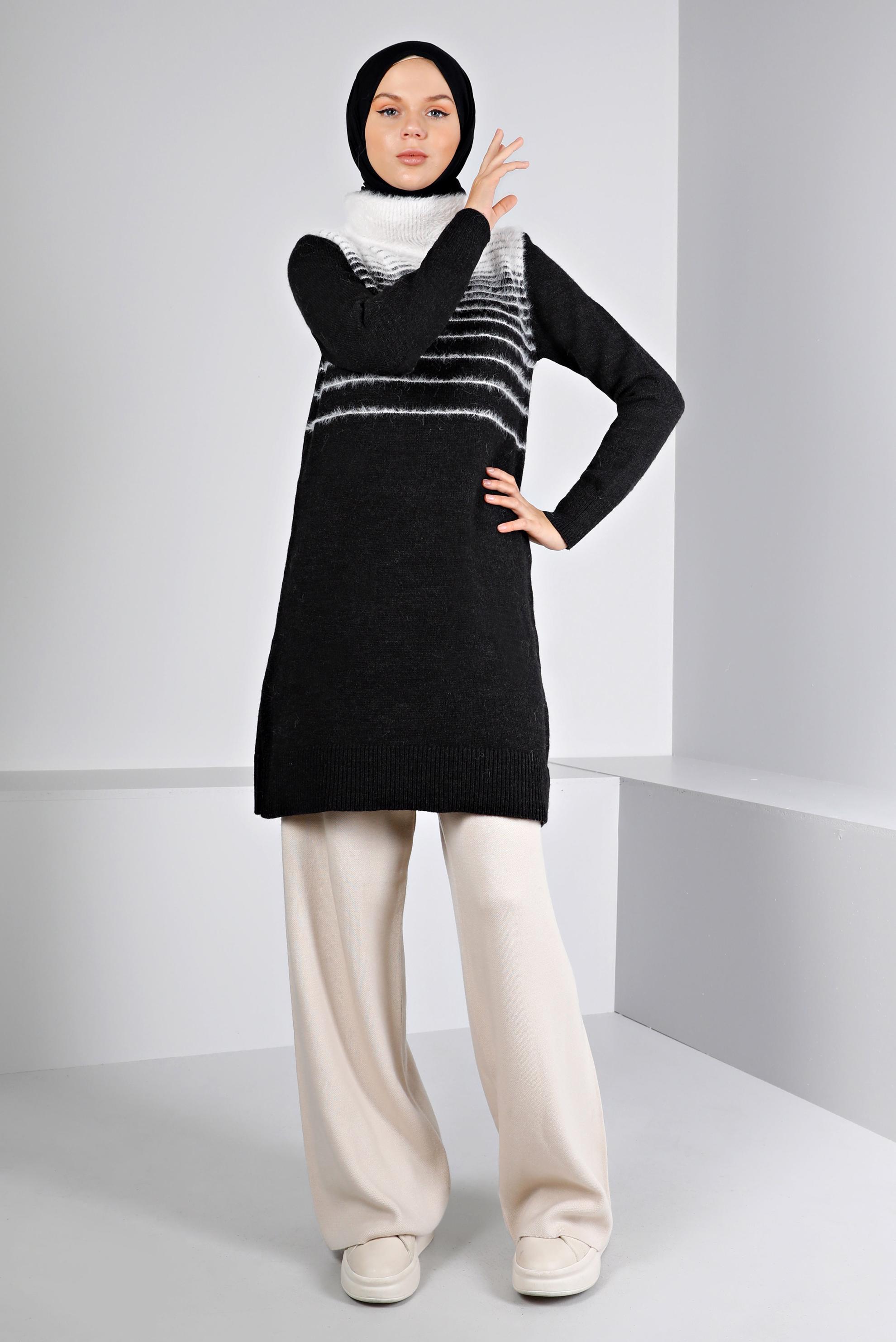Tesettür giyim SİYAH TÜYLÜ BOĞAZLI TRİKO TUNİK 43241