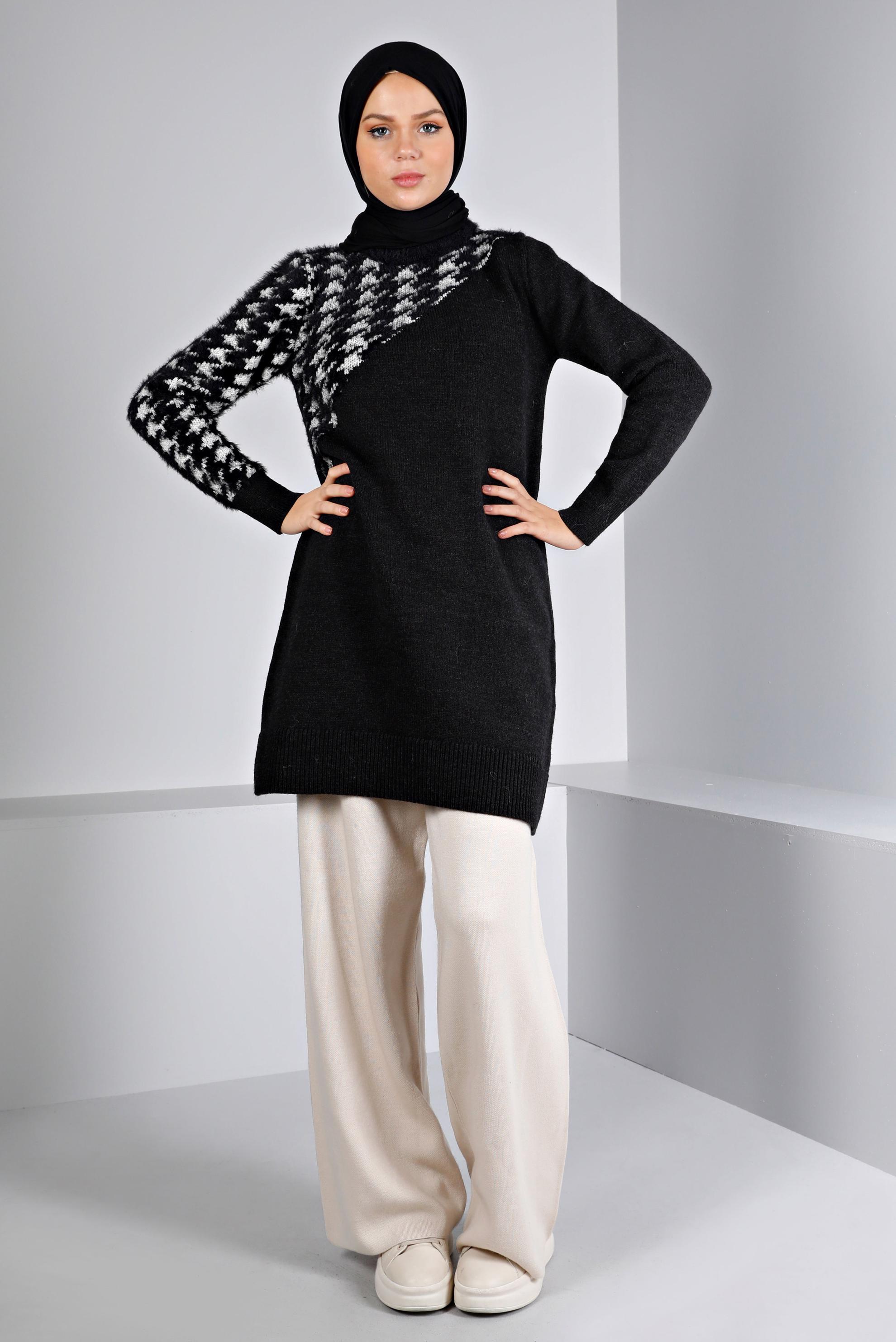 Tesettür giyim SİYAH KAZAYAĞI DESEN DETAYLI TRİKO TUNİK 43244 