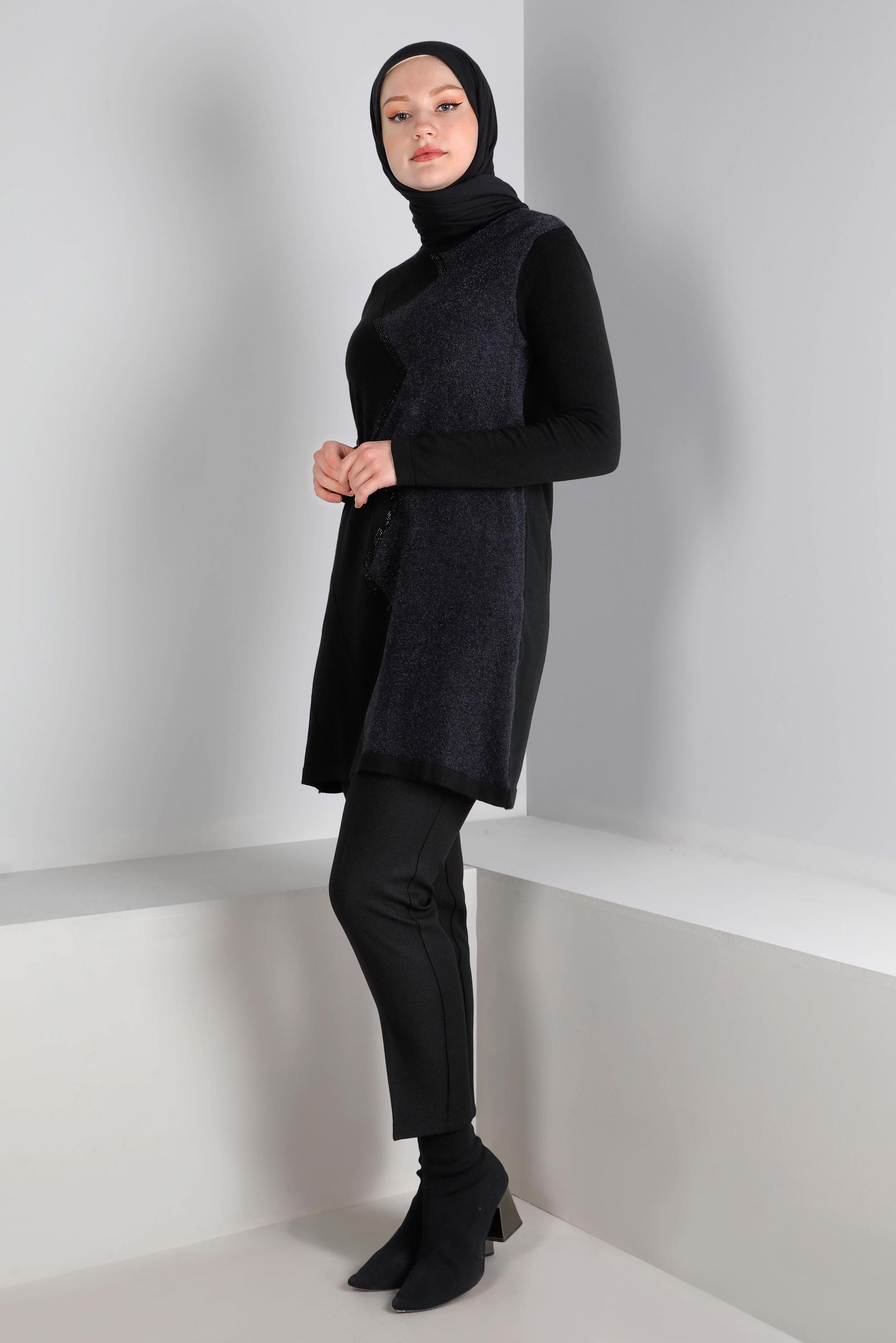 Tesettür giyim SİYAH DESENLİ AKRİLİK TRİKO TUNİK 43246