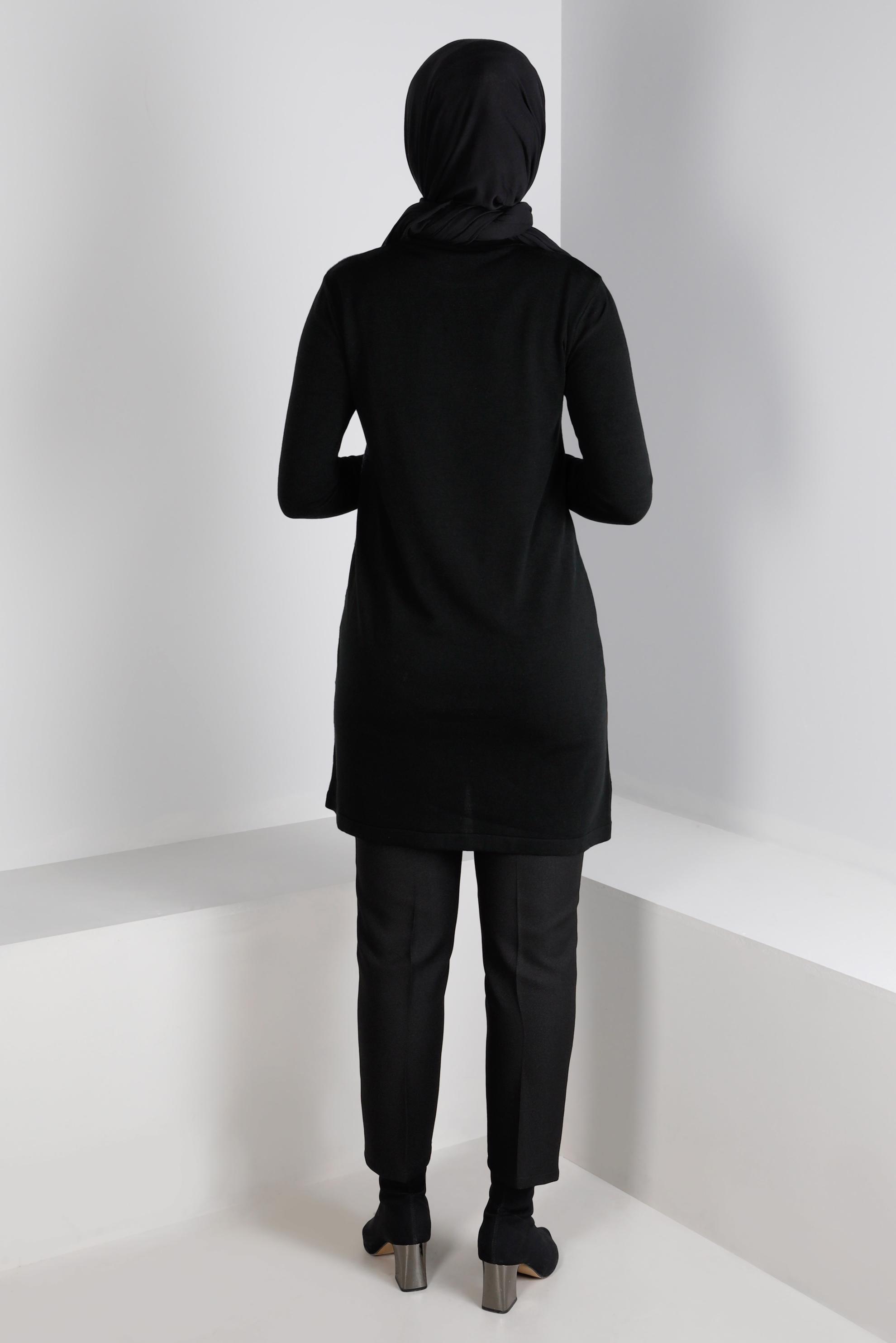 Tesettür giyim SİYAH DESENLİ AKRİLİK TRİKO TUNİK 43246