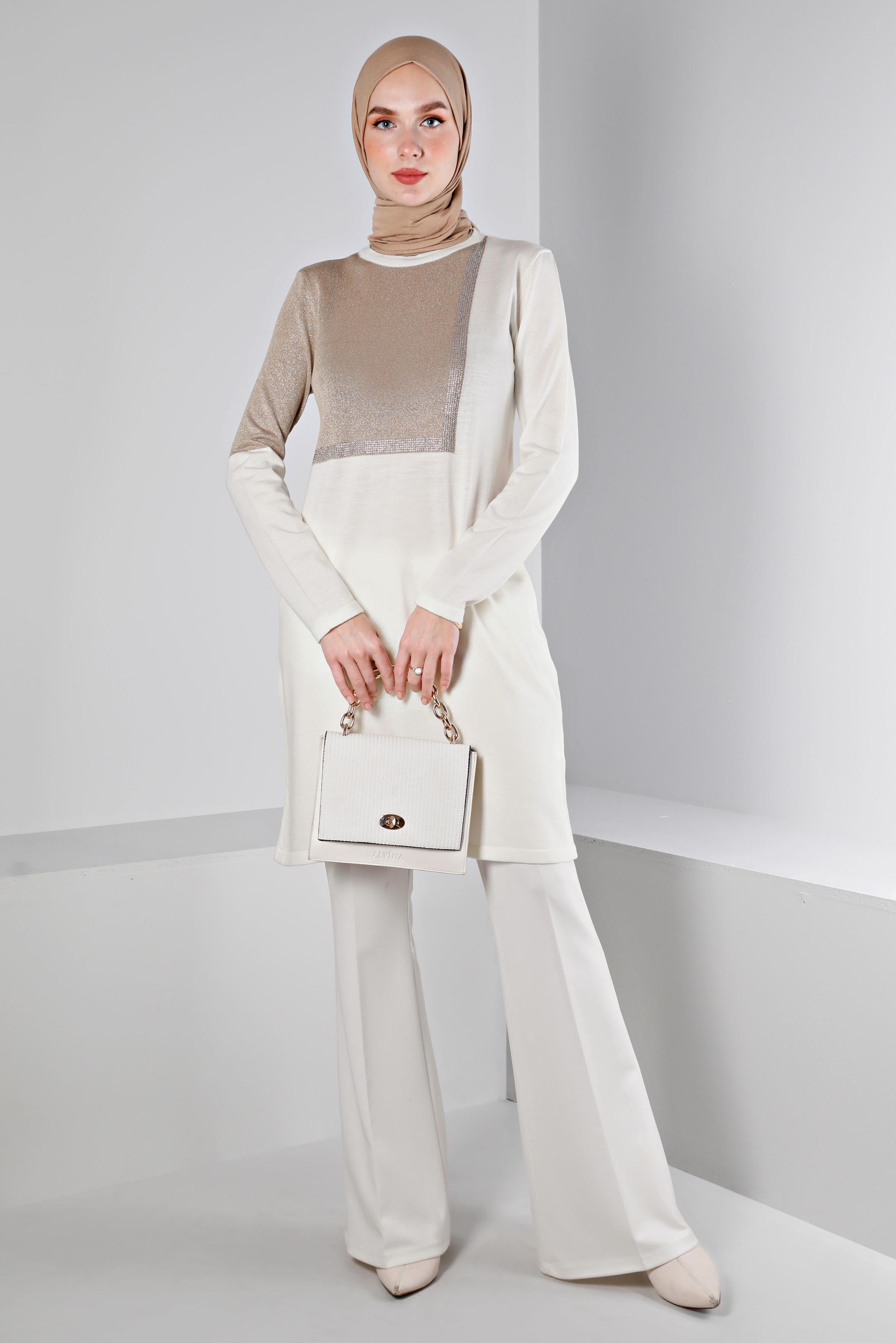 Tesettür giyim BEYAZ SİMLİ TRİKO TUNİK 43247 