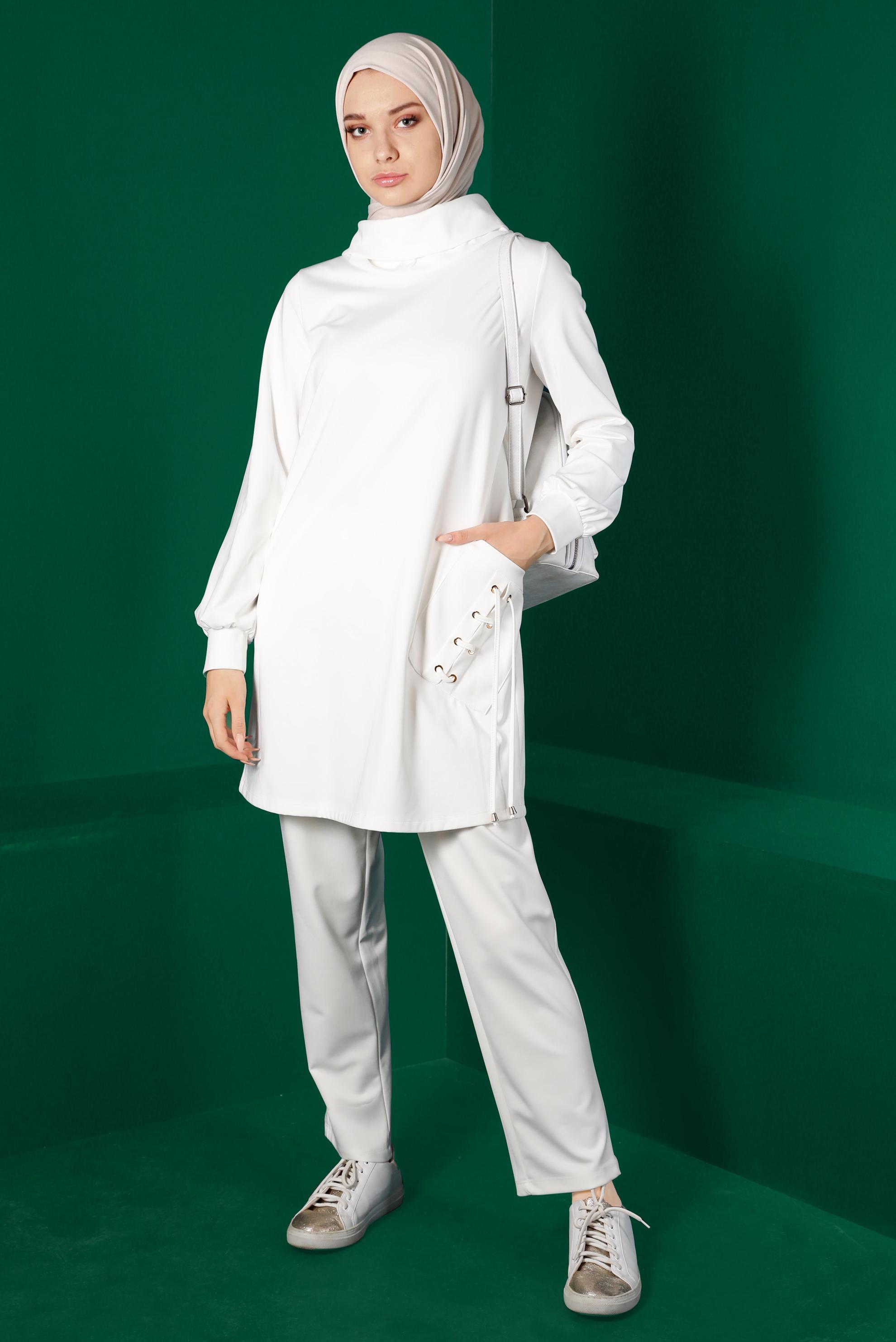 Tesettür giyim BEYAZ KUŞGÖZÜ DETAYLI TUNİK 43256