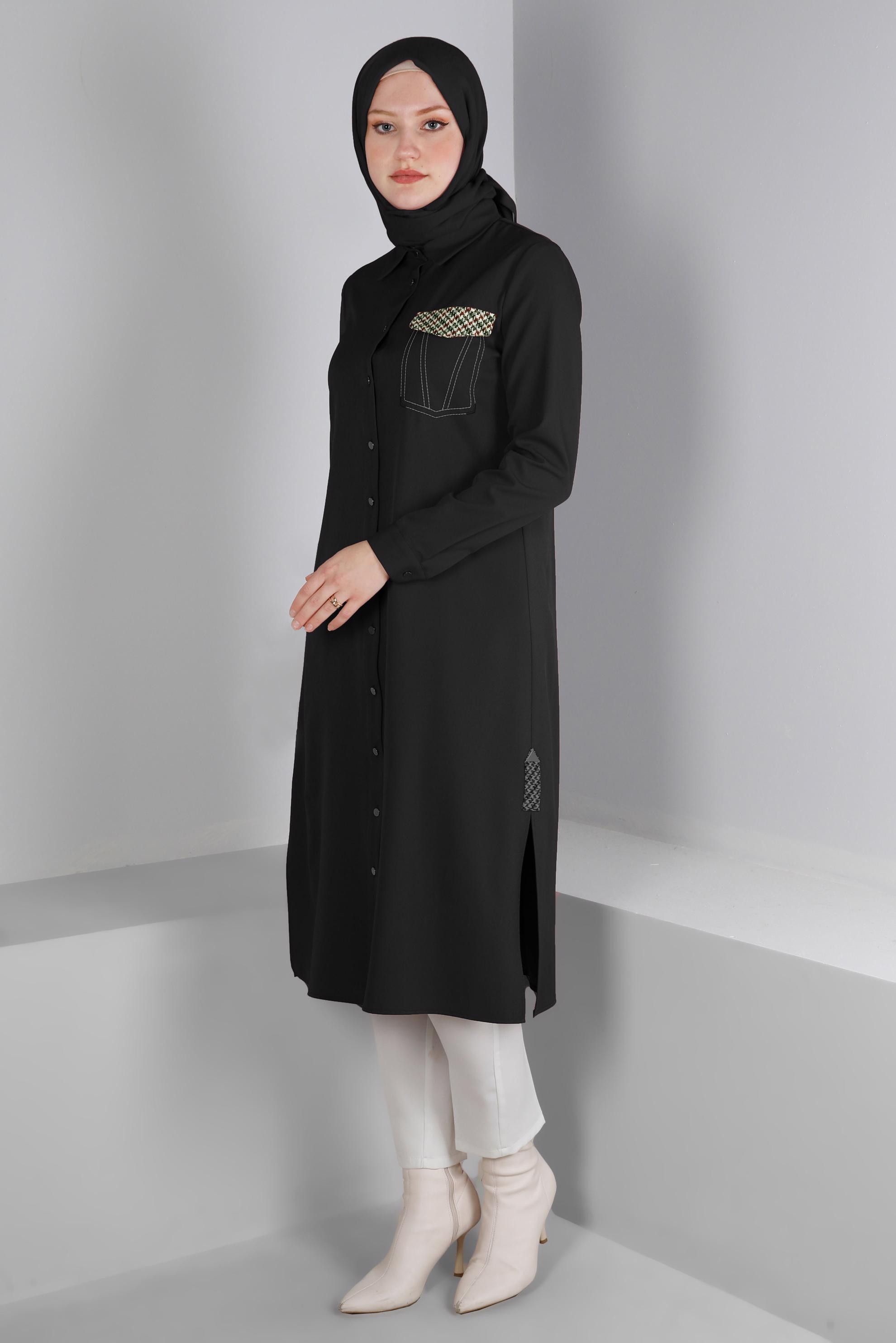 Tesettür giyim SİYAH DÜĞMELİ KAZAYAĞI DETAYLI TUNİK 43258
