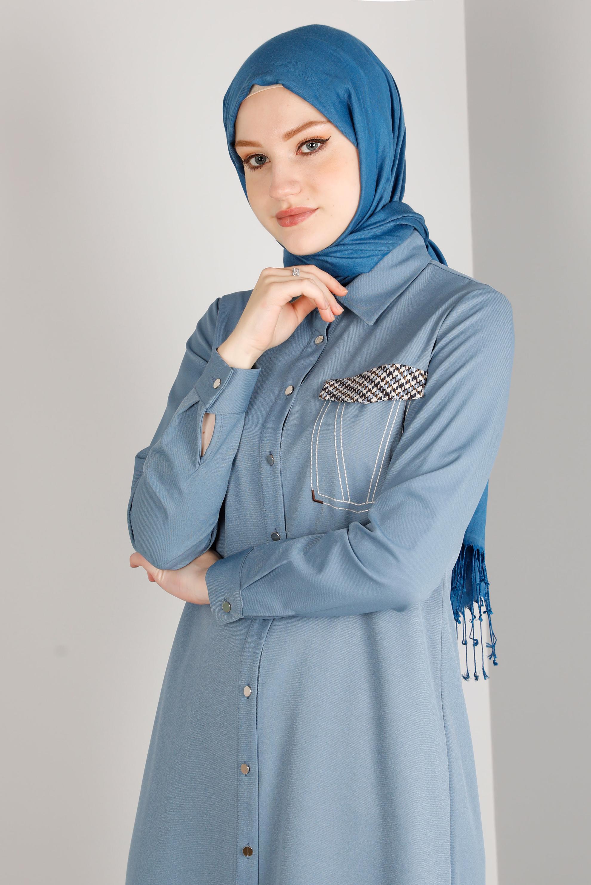 Tesettür giyim MAVİ DÜĞMELİ KAZAYAĞI DETAYLI TUNİK 43258