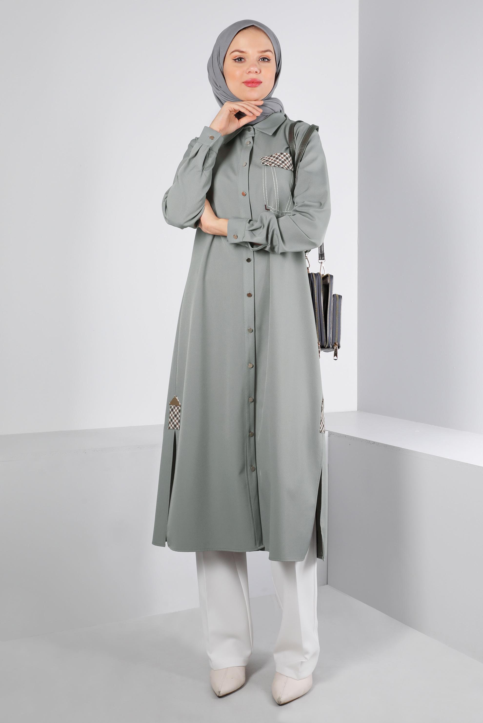 Tesettür giyim YEŞİL DÜĞMELİ KAZAYAĞI DETAYLI TUNİK 43258