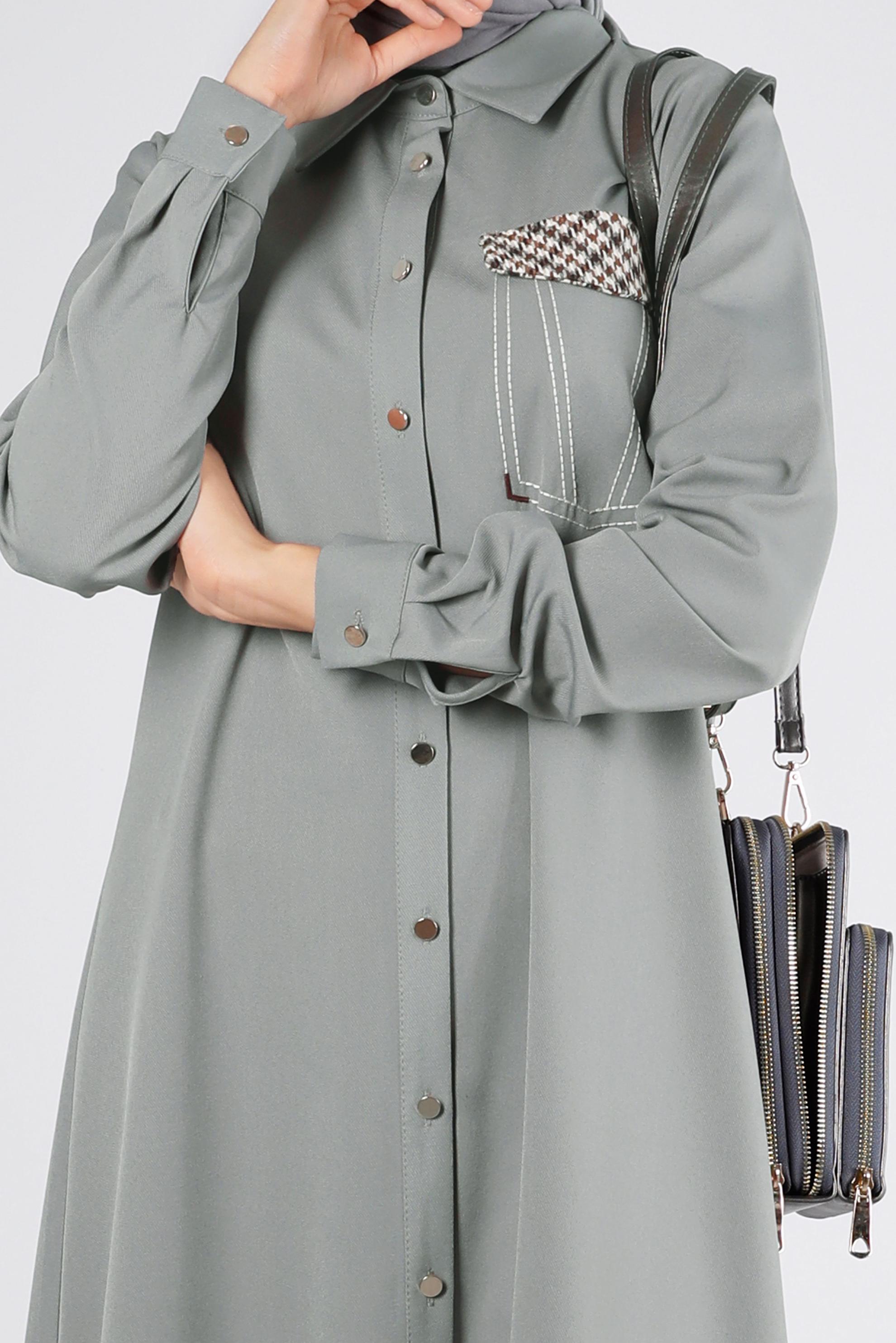 Tesettür giyim YEŞİL DÜĞMELİ KAZAYAĞI DETAYLI TUNİK 43258