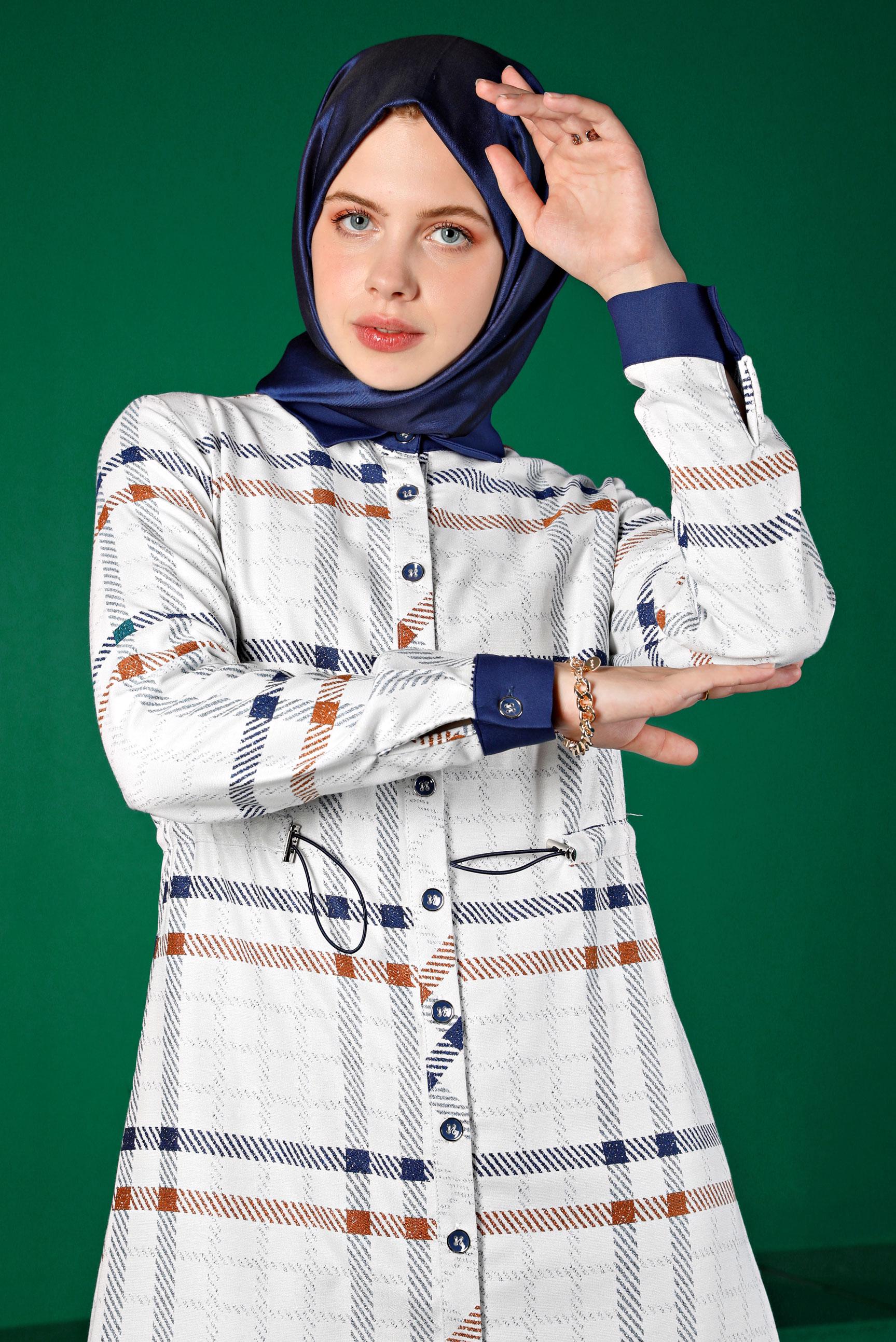 Tesettür giyim LACİVERT BELİ BÜZGÜLÜ EKOSE TUNİK 43259 