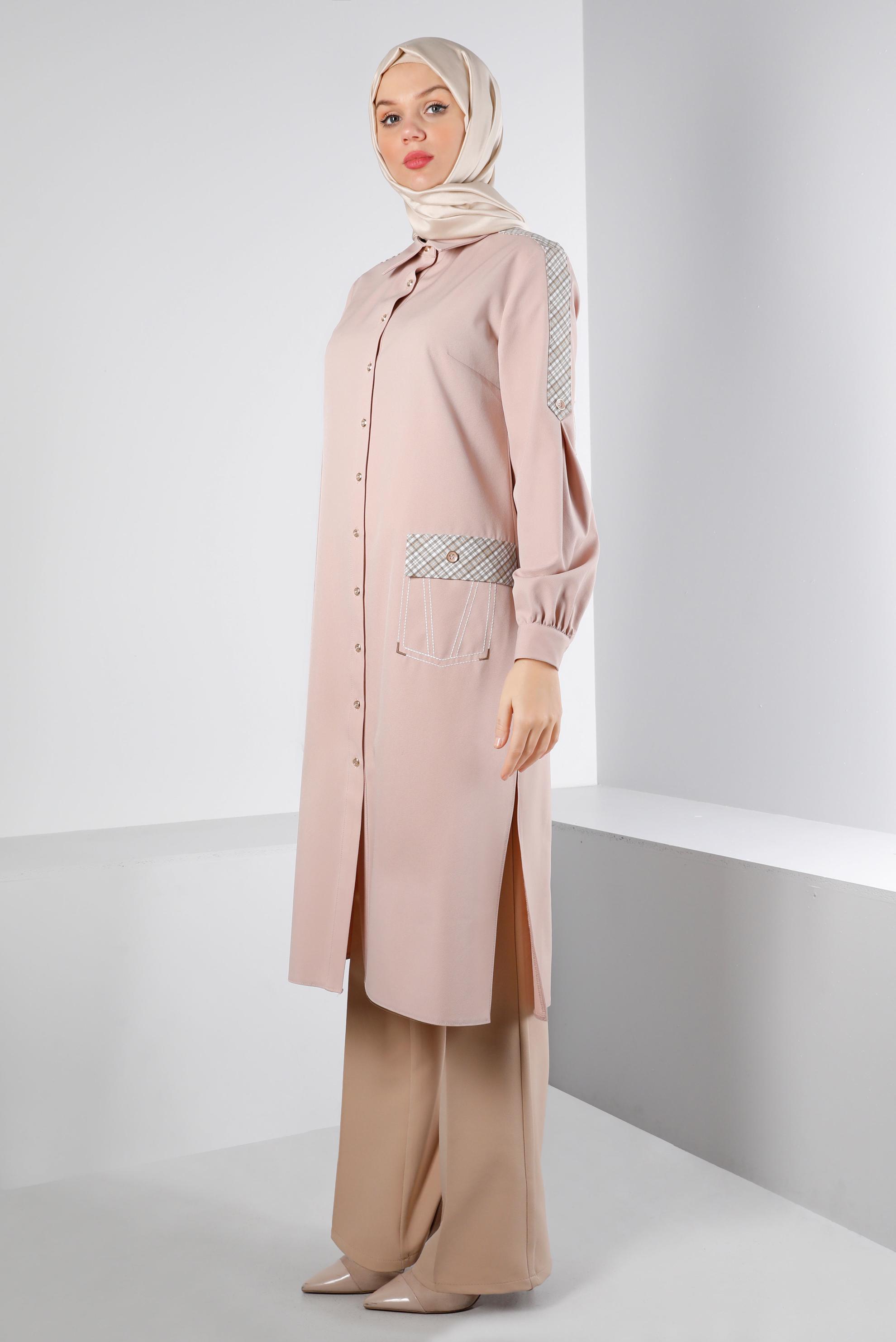 Tesettür giyim BEJ EKOSE DETAYLI DÜĞMELİ TUNİK 43261