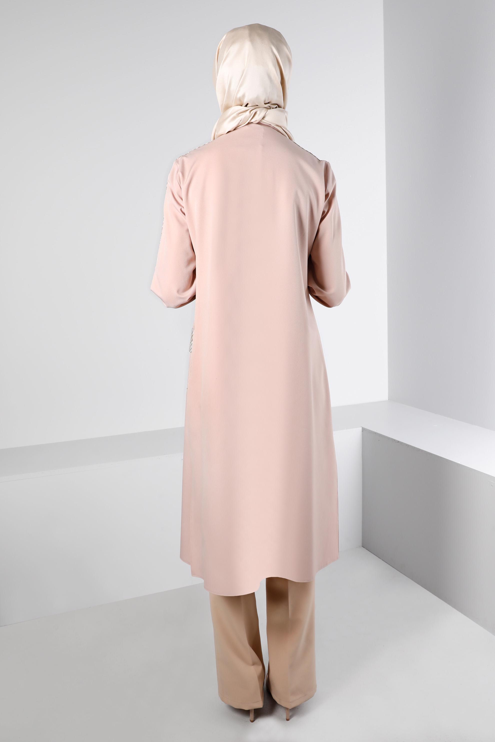 Tesettür giyim BEJ EKOSE DETAYLI DÜĞMELİ TUNİK 43261