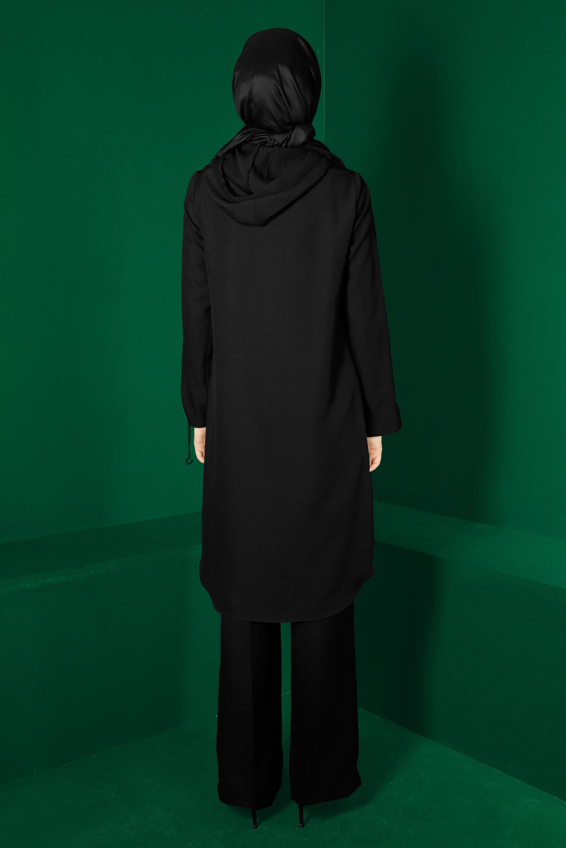 Tesettür giyim SİYAH KUŞGÖZÜ DETAYLI KAPÜŞONLU TUNİK 43269