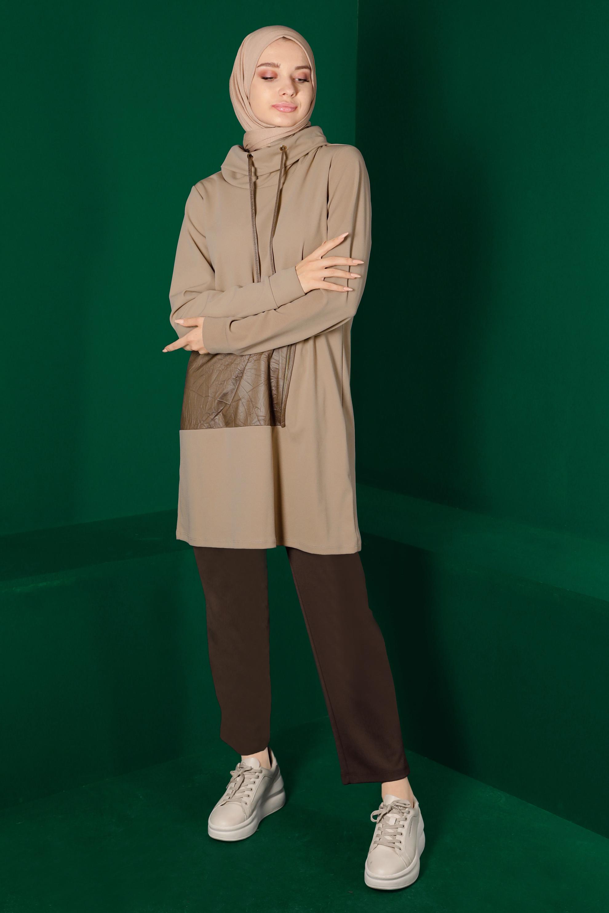 Hijab clothing BEIGE TUNIC WITH LEATHER POCKET 43274