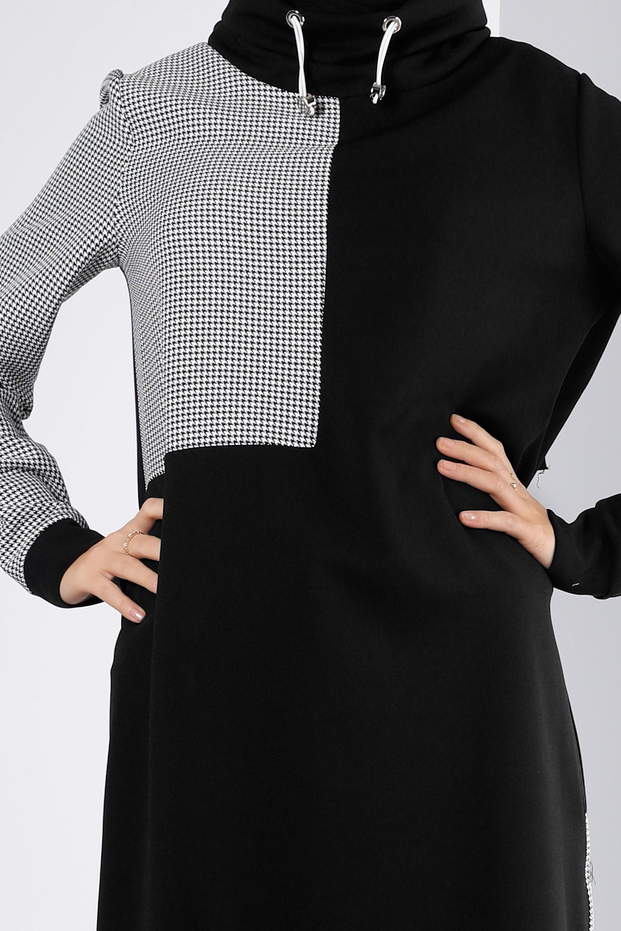 Tesettür giyim SİYAH KAZAYAĞI DETAYLI YANLARI DÜĞMELİ TUNİK 43280