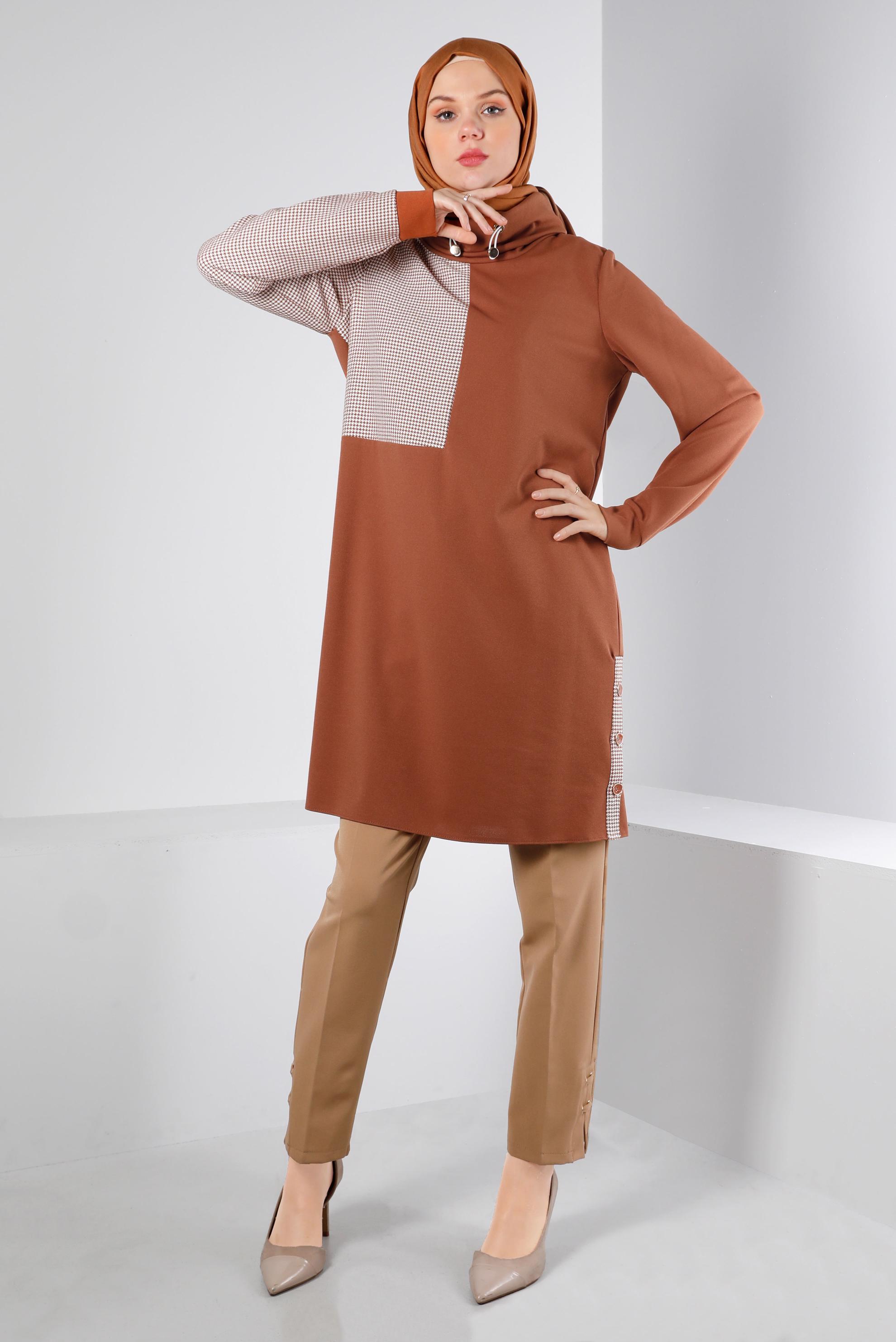Tesettür giyim KAHVE KAZAYAĞI DETAYLI YANLARI DÜĞMELİ TUNİK 43280