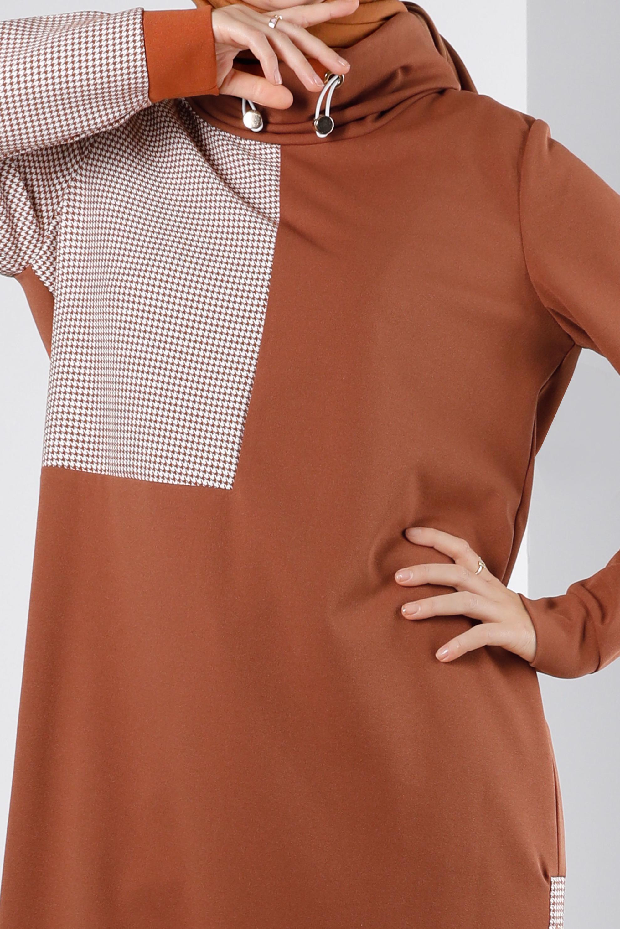 Tesettür giyim KAHVE KAZAYAĞI DETAYLI YANLARI DÜĞMELİ TUNİK 43280