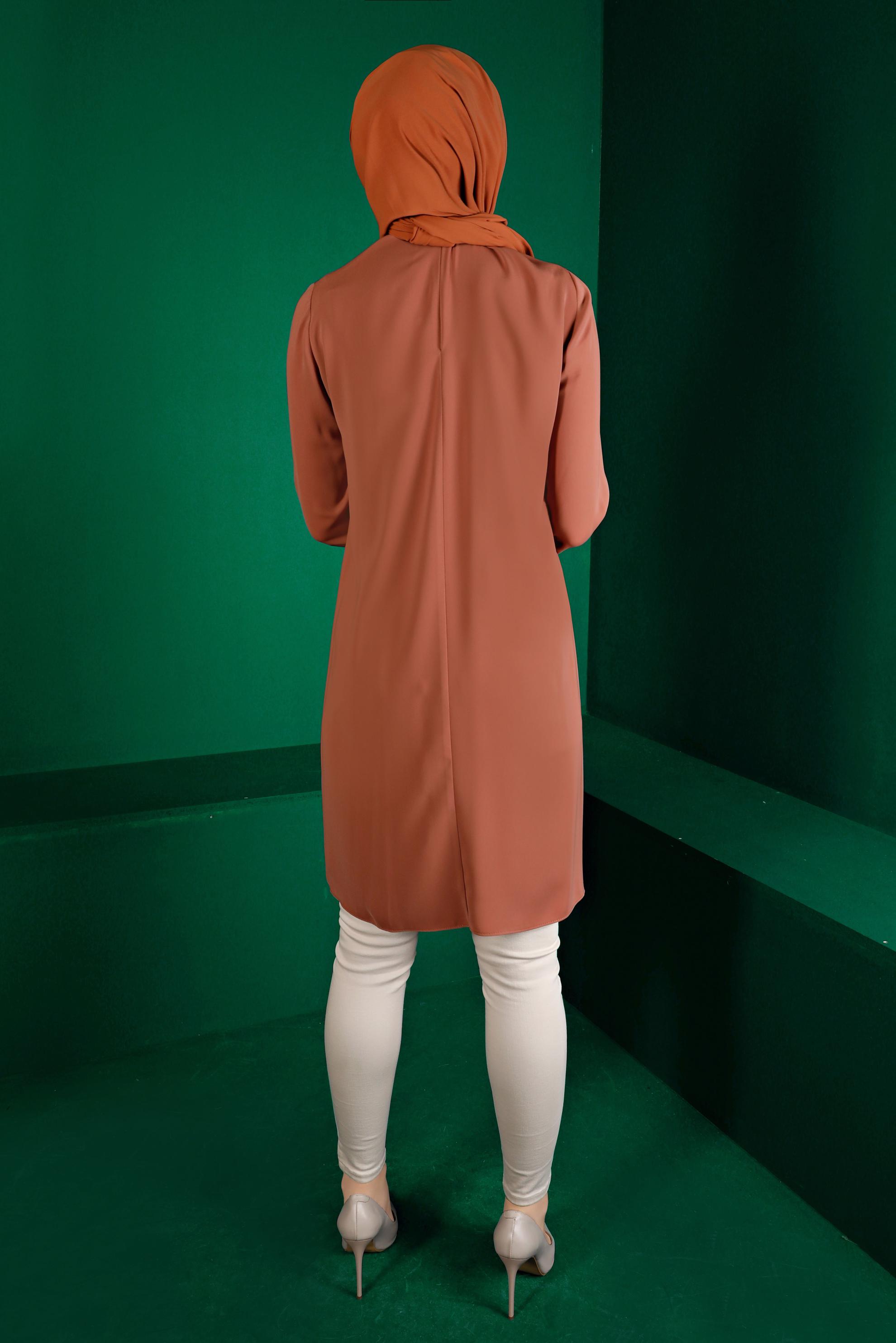 Tesettür giyim KAHVE PİLİSE DETAYLI DÜĞMELİ TUNİK 43284