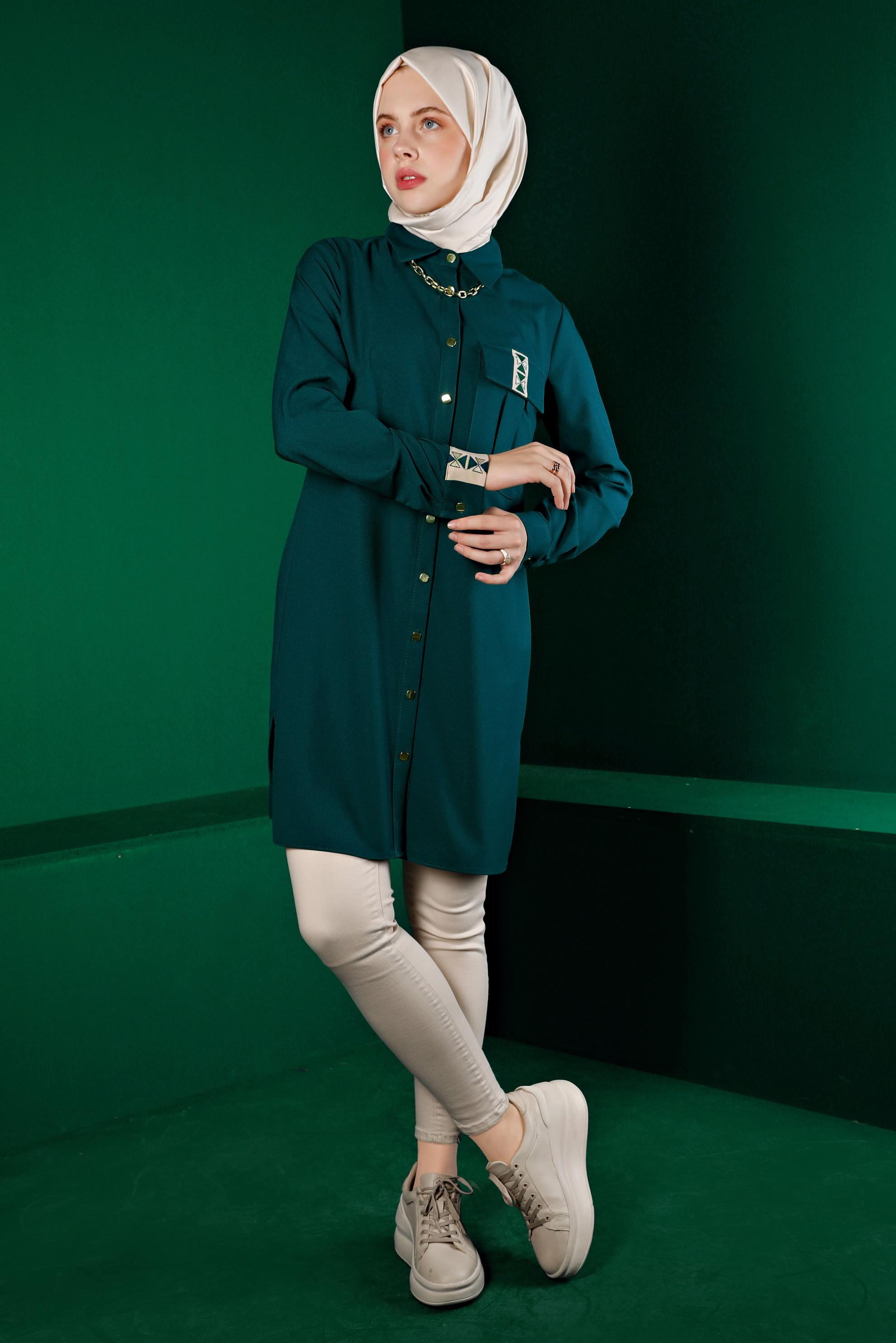 Vêtements hijab VERT TUNIQUE BOUTONNÉE DÉTAIL BRODERIE 43286