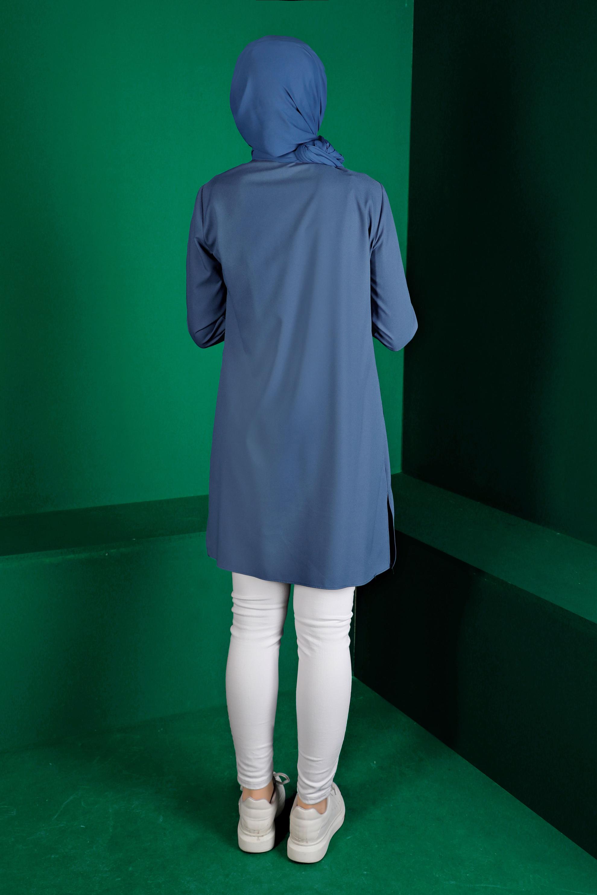 Tesettür giyim MAVİ NAKIŞ DETAYLI DÜĞMELİ TUNİK 43286 