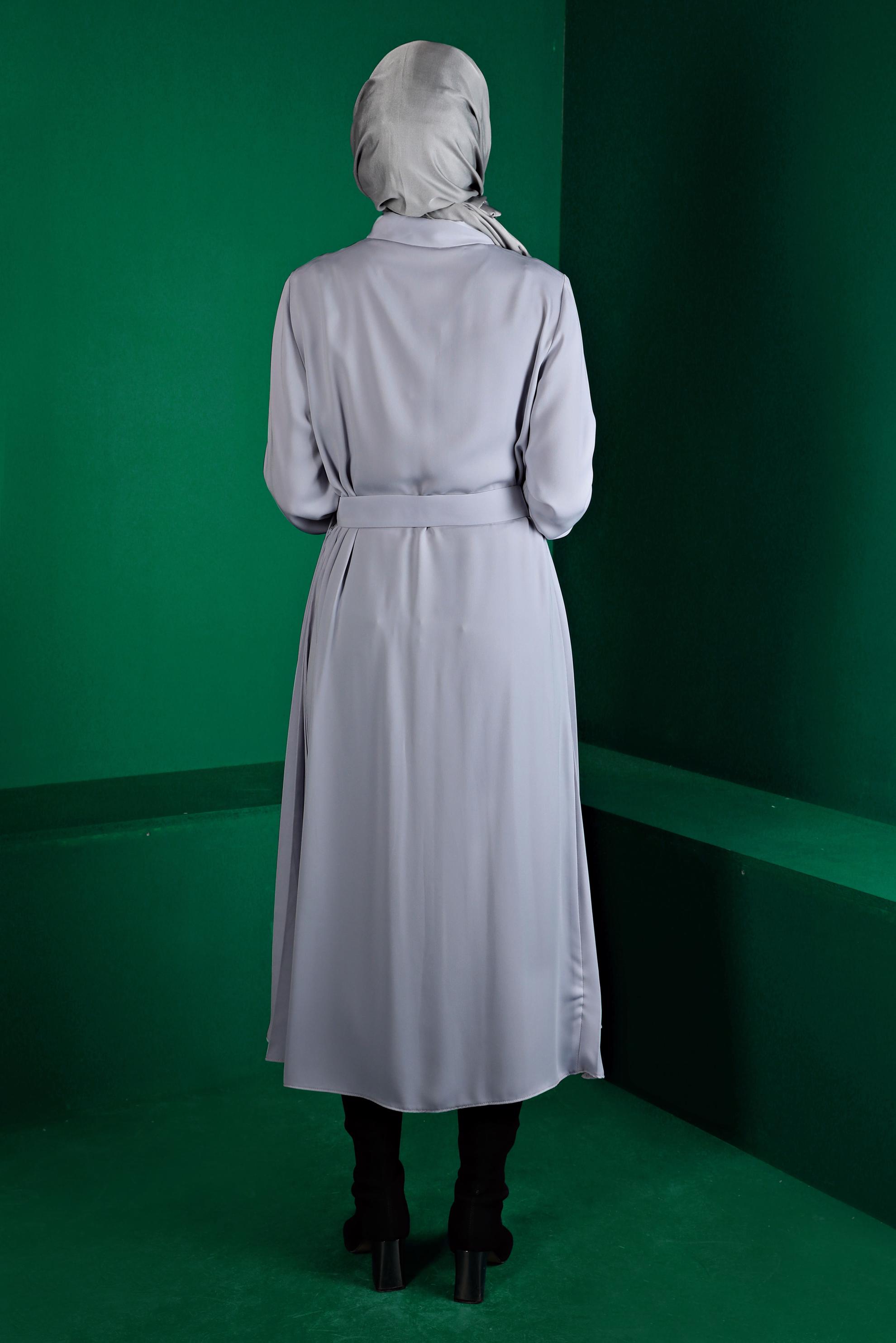 Tesettür giyim GRİ PİLİSE DETAYLI KEMERLİ TUNİK 43287