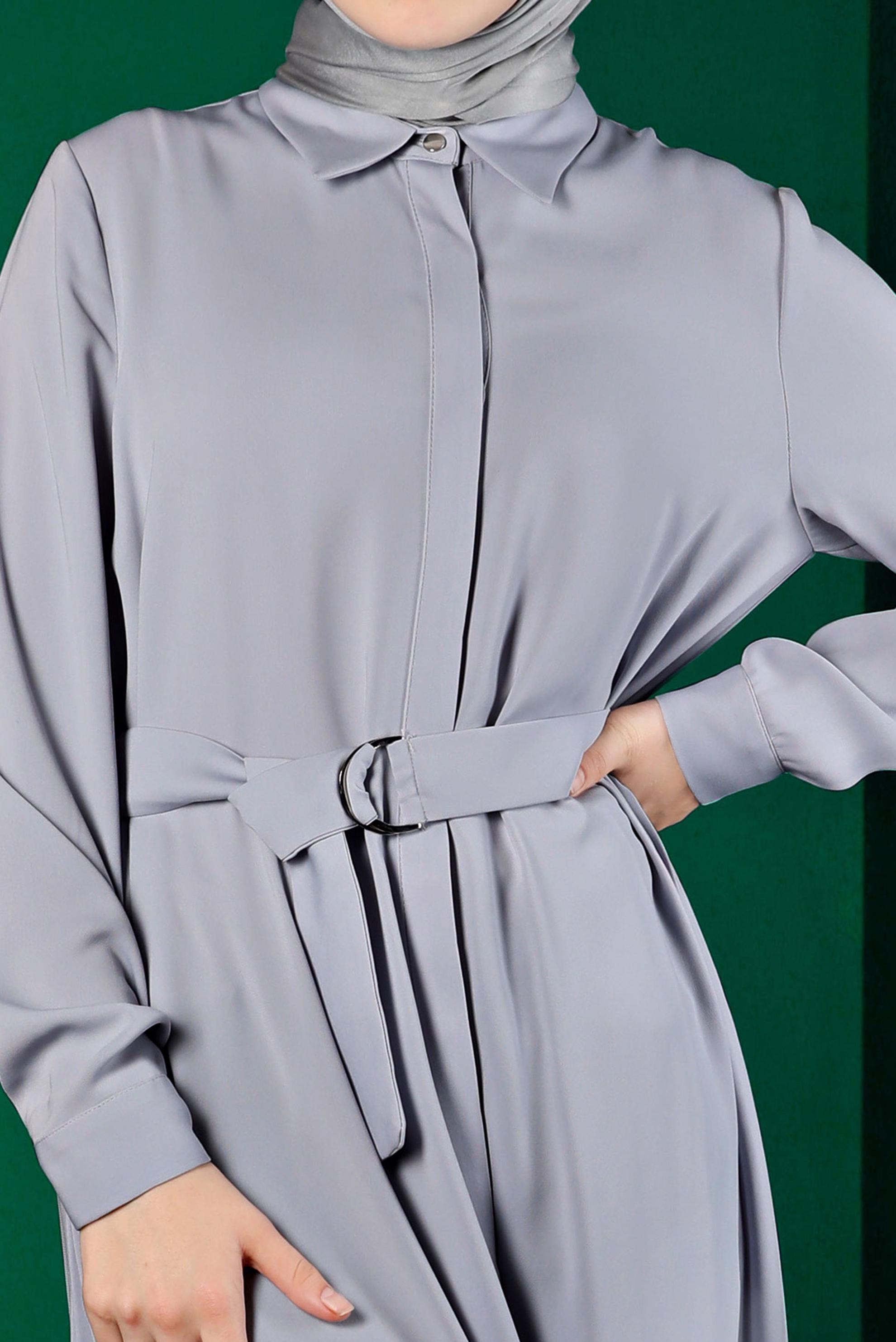 Tesettür giyim GRİ PİLİSE DETAYLI KEMERLİ TUNİK 43287