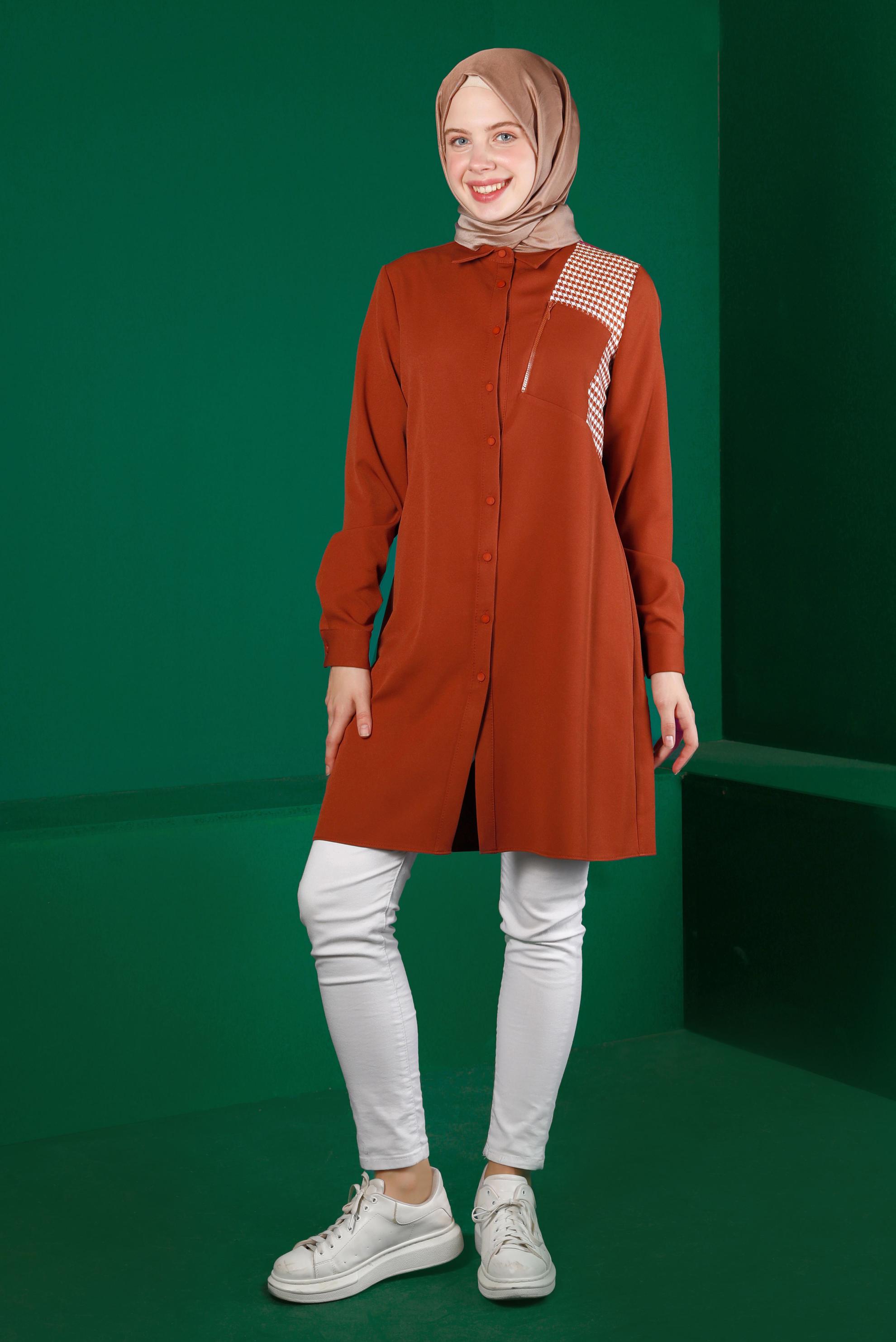 Tesettür giyim KAHVE KAZAYAĞI DESEN DETAYLI DÜĞMELİ TUNİK 43288 