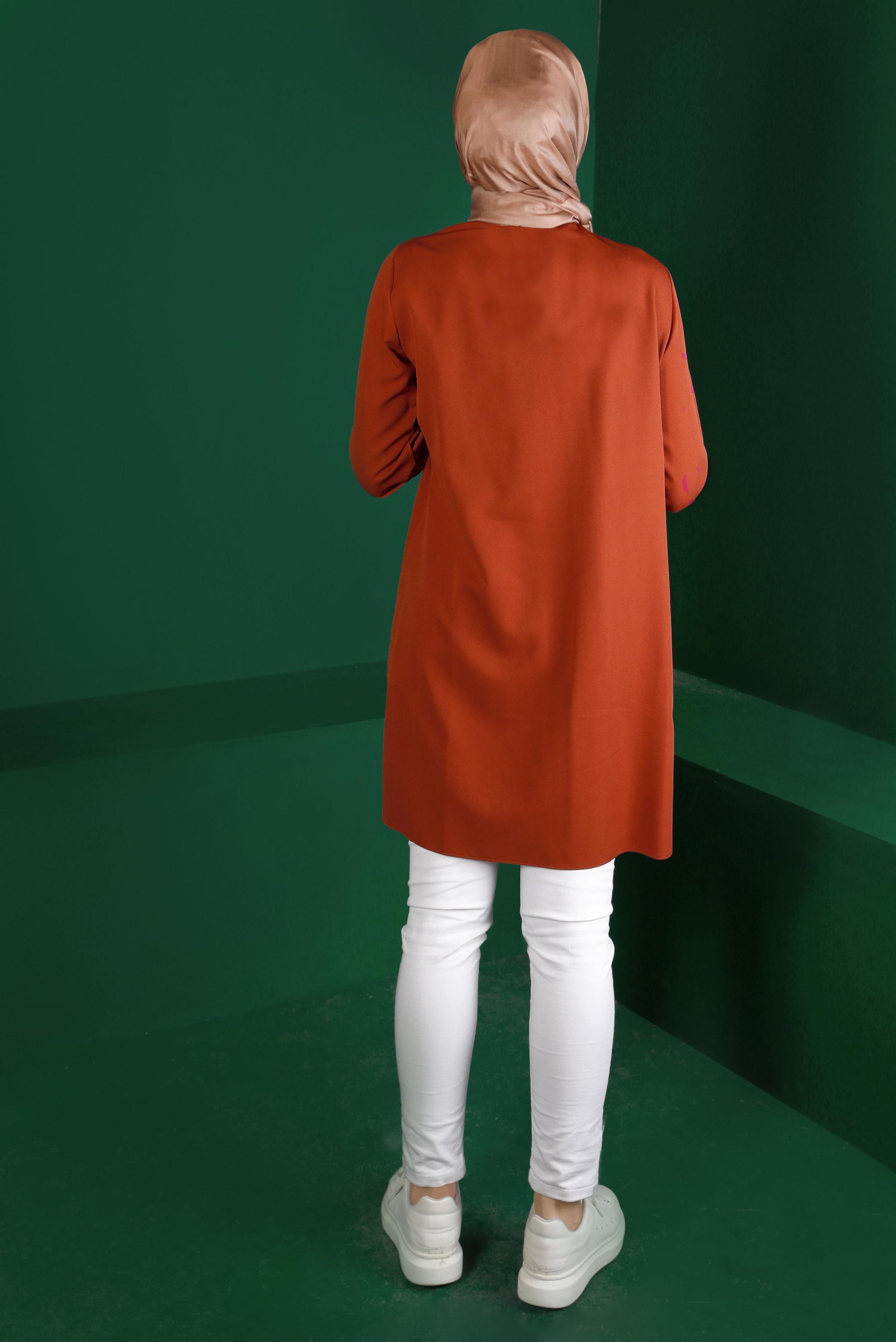 Tesettür giyim KAHVE KAZAYAĞI DESEN DETAYLI DÜĞMELİ TUNİK 43288 