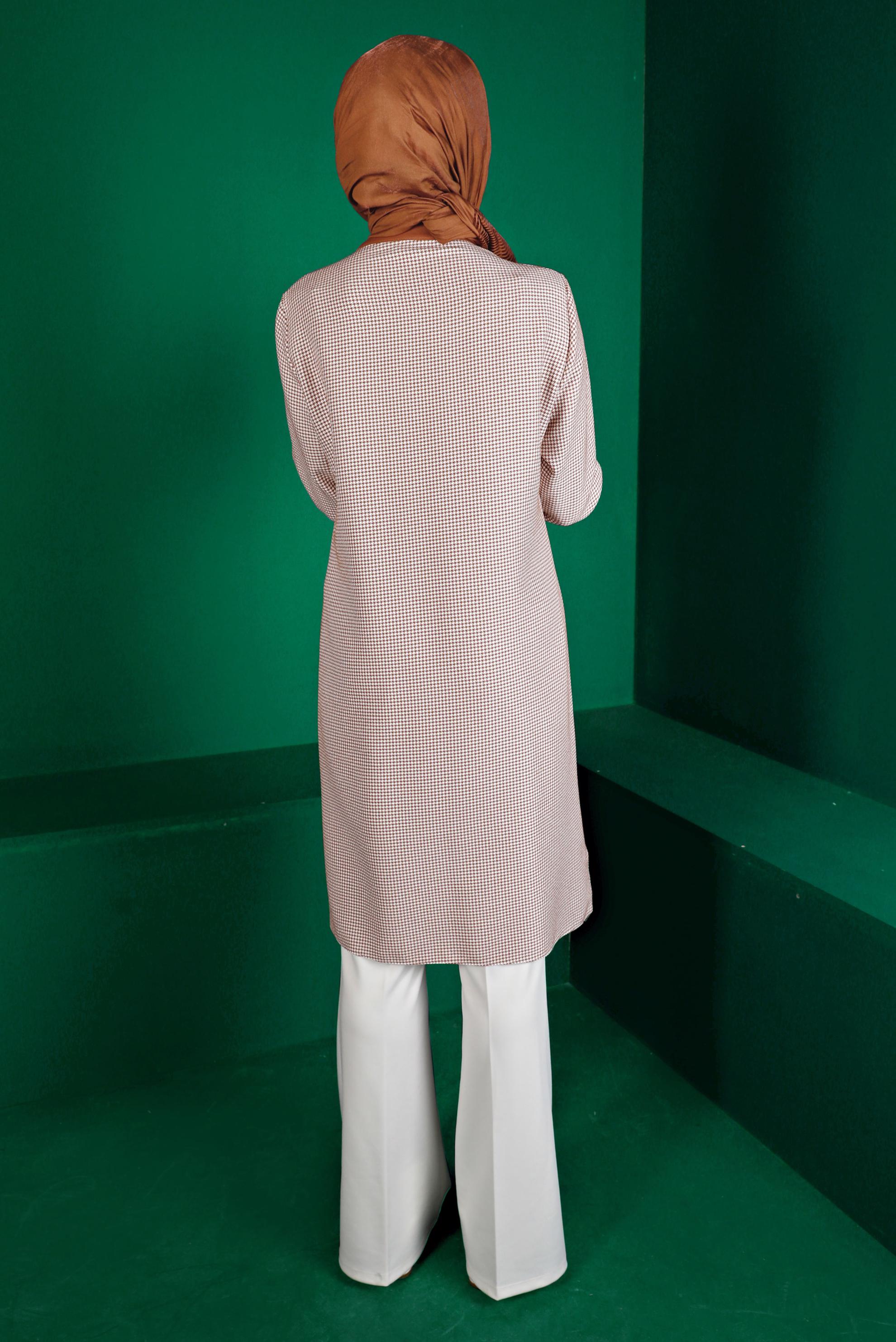 Tesettür giyim TABA GİZLİ DÜĞMELİ KAZAYAĞI DESENLİ TUNİK 43291 