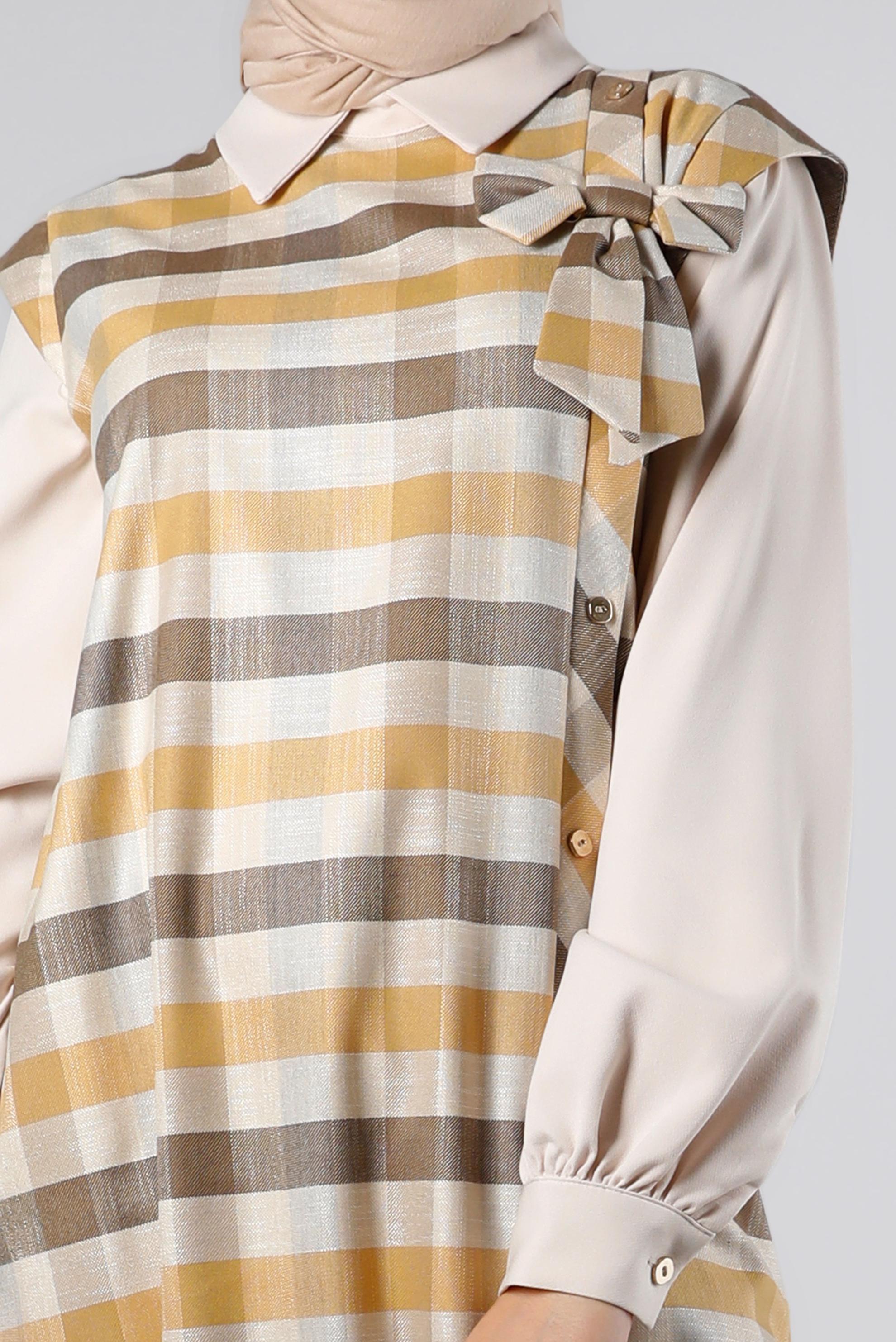 Tesettür giyim SARI FİYONK DETAYLI DÜĞMELİ TUNİK 43311