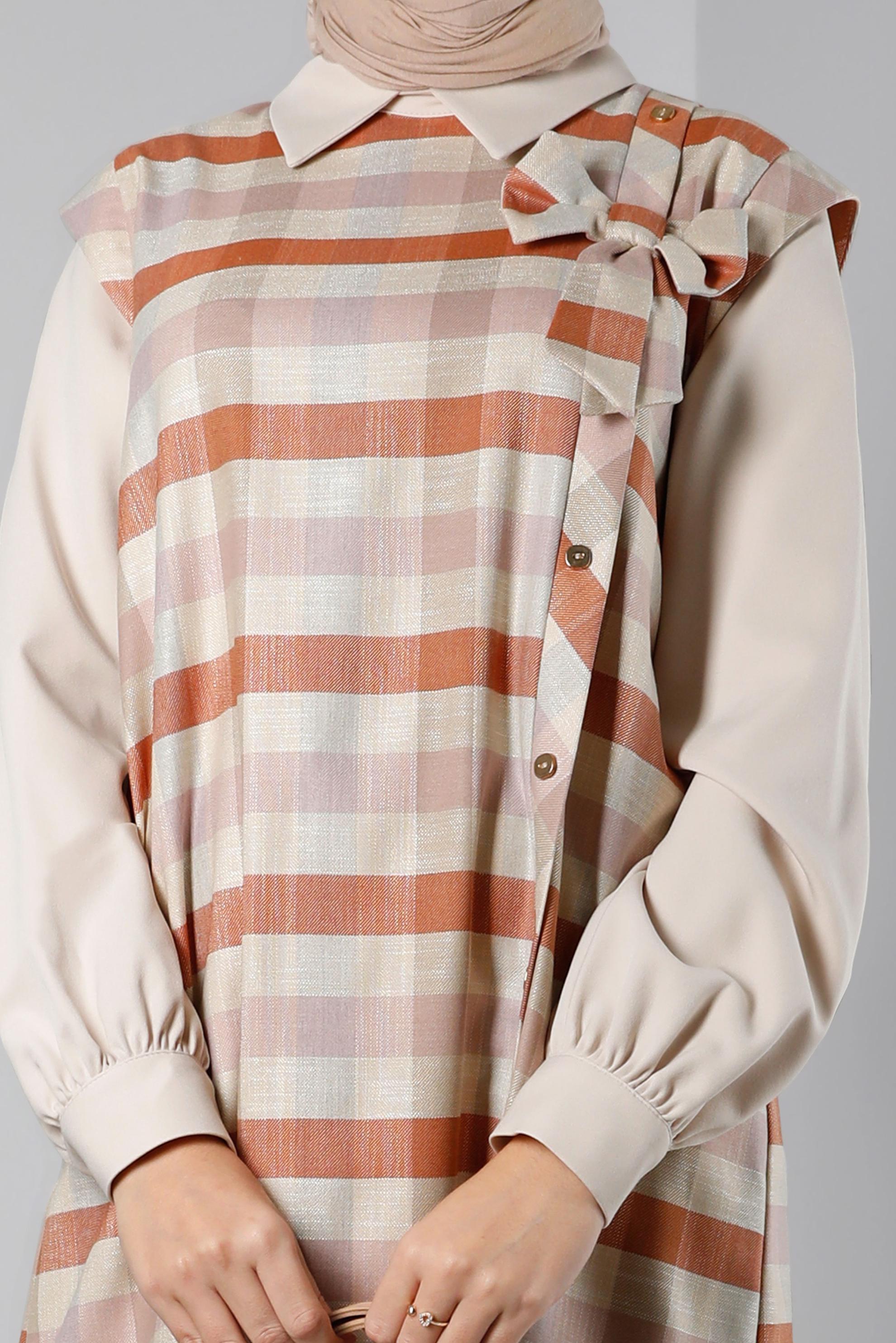 Tesettür giyim TURUNCU FİYONK DETAYLI DÜĞMELİ TUNİK 43311