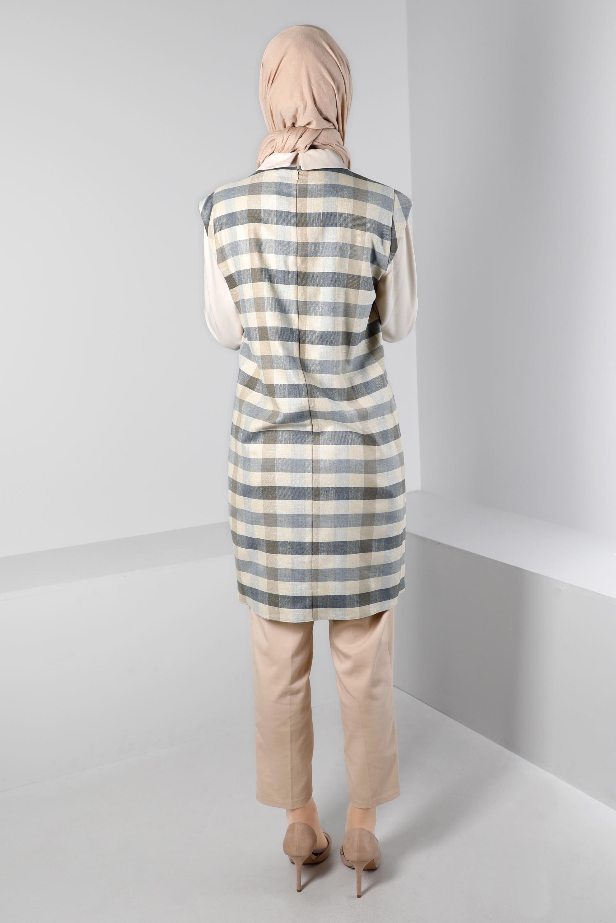 Tesettür giyim LACİVERT FİYONK DETAYLI DÜĞMELİ TUNİK 43311