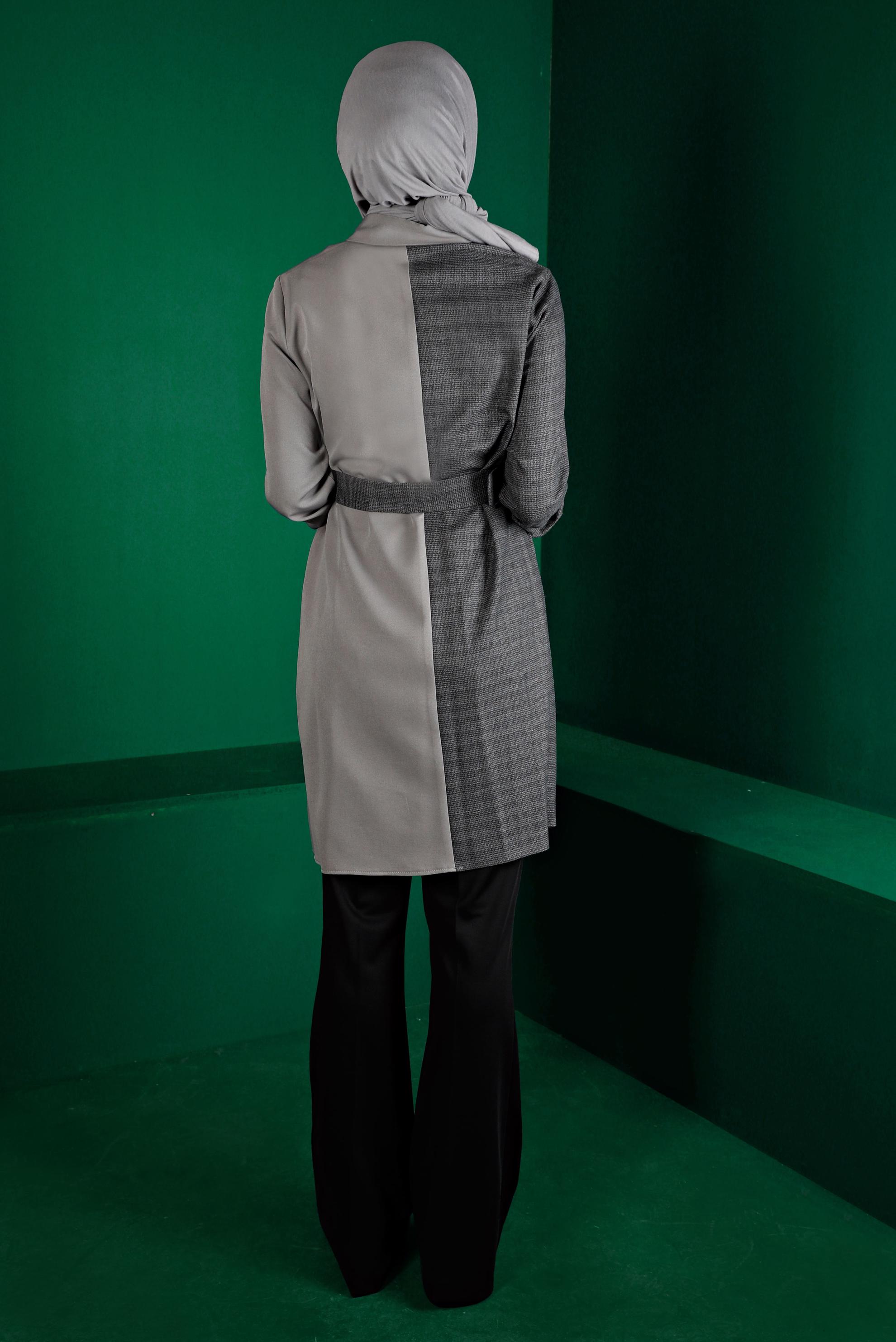 Tesettür giyim GRİ EKOSE DETAYLI KEMERLİ TUNİK 43312