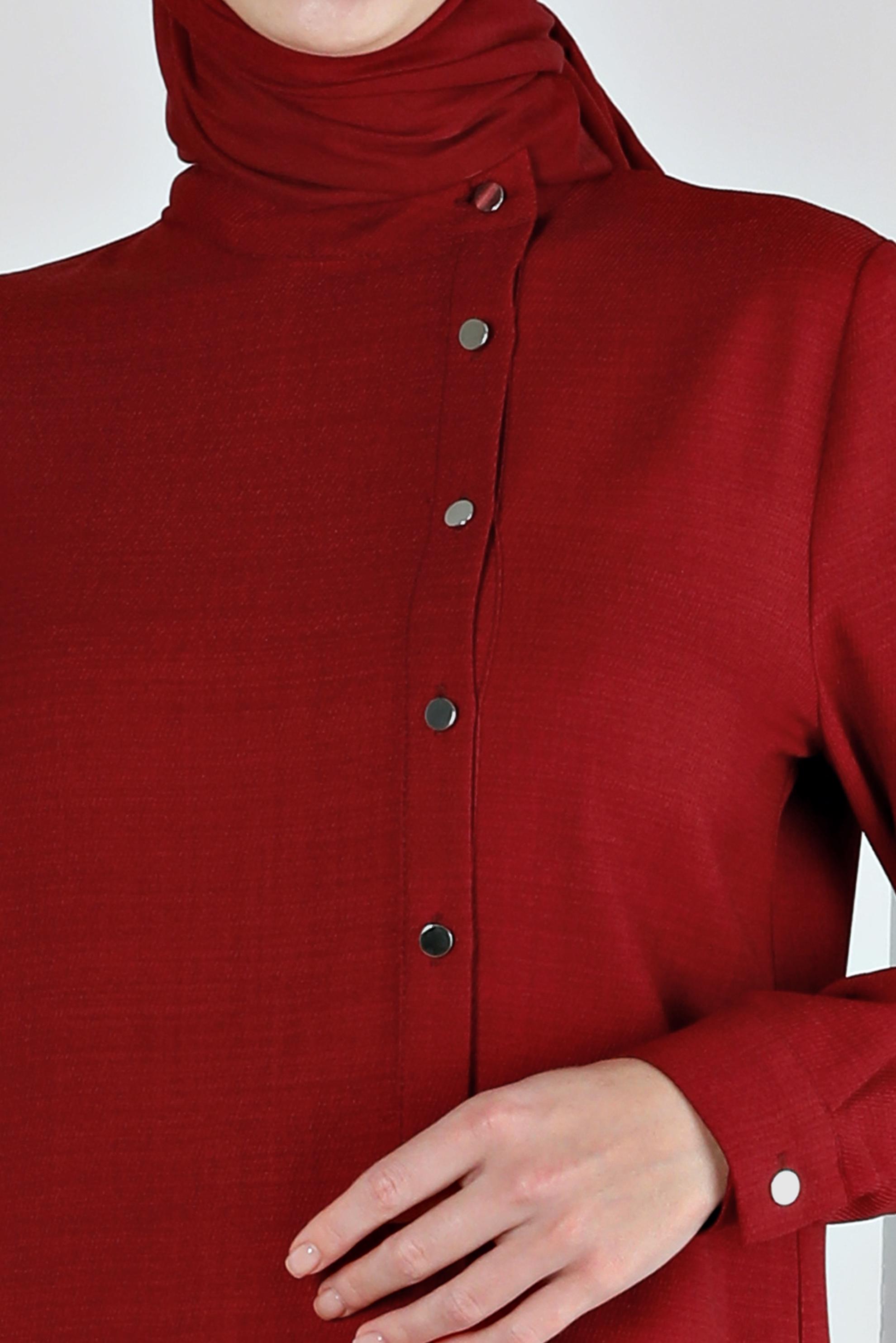 Tesettür giyim KIRMIZI ZİNCİR DETAYLI DÜĞMELİ TUNİK 43314