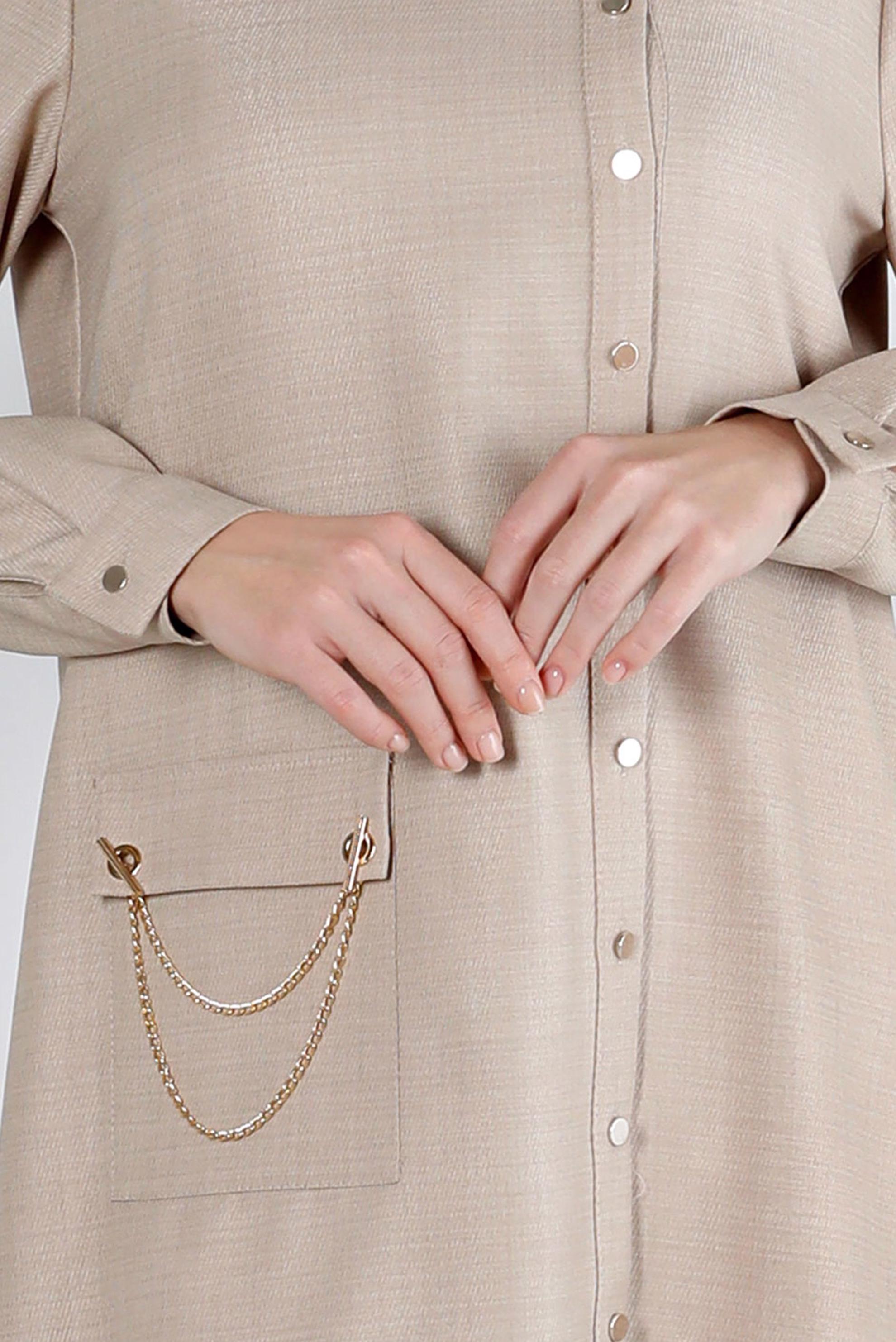 Tesettür giyim BEJ ZİNCİR DETAYLI DÜĞMELİ TUNİK 43314