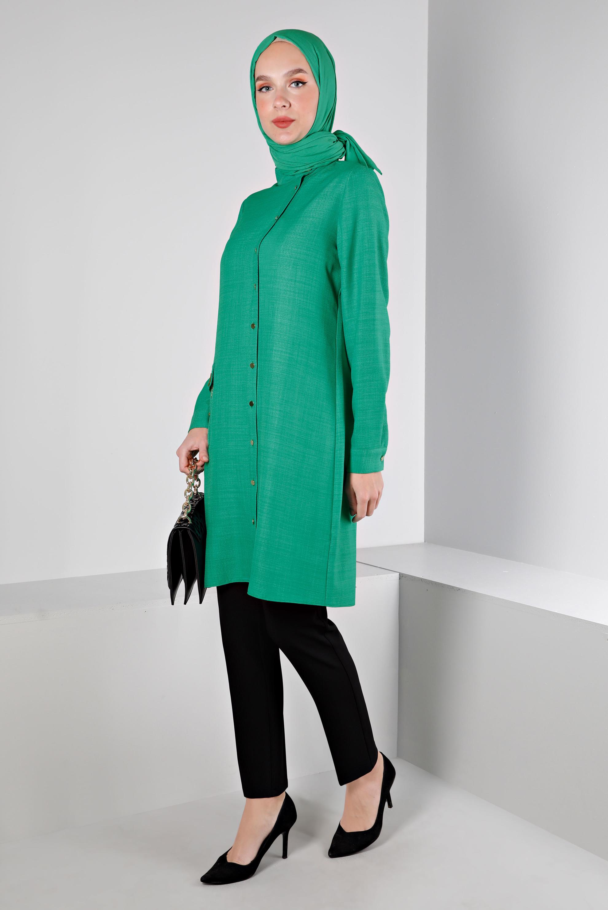 Tesettür giyim YEŞİL ZİNCİR DETAYLI DÜĞMELİ TUNİK 43314